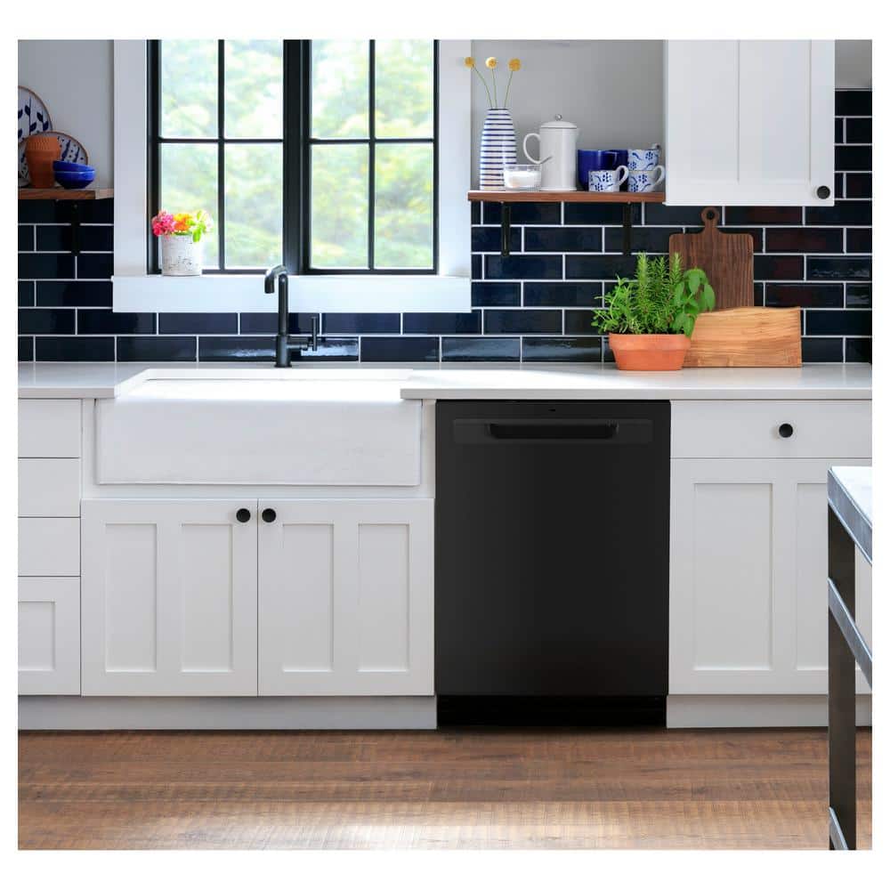 24 in Built-In Dishwasher, 3rd Rack, 50 dBA