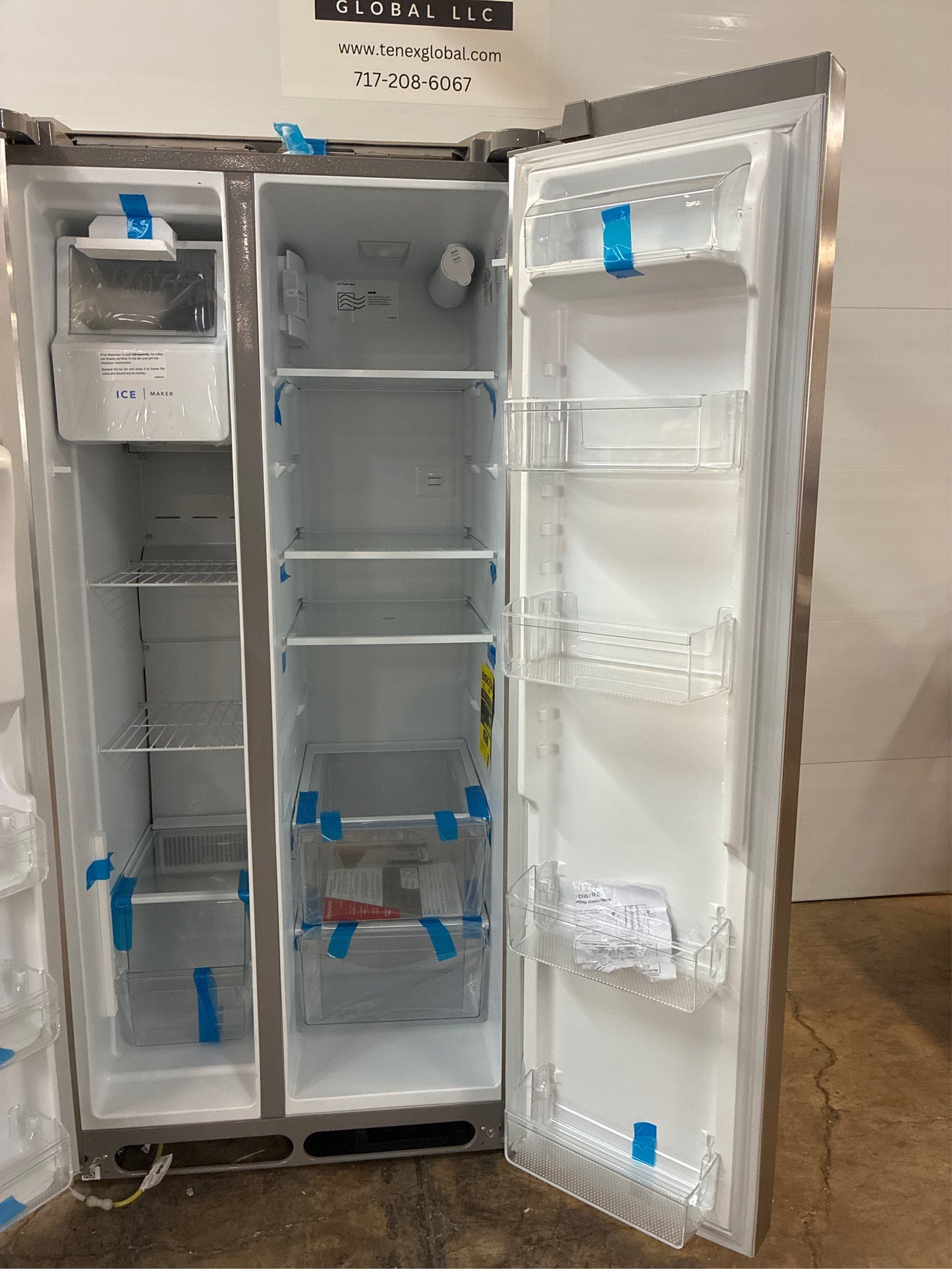 Frigidaire 22.3-cu ft Side-by-Side Fridge