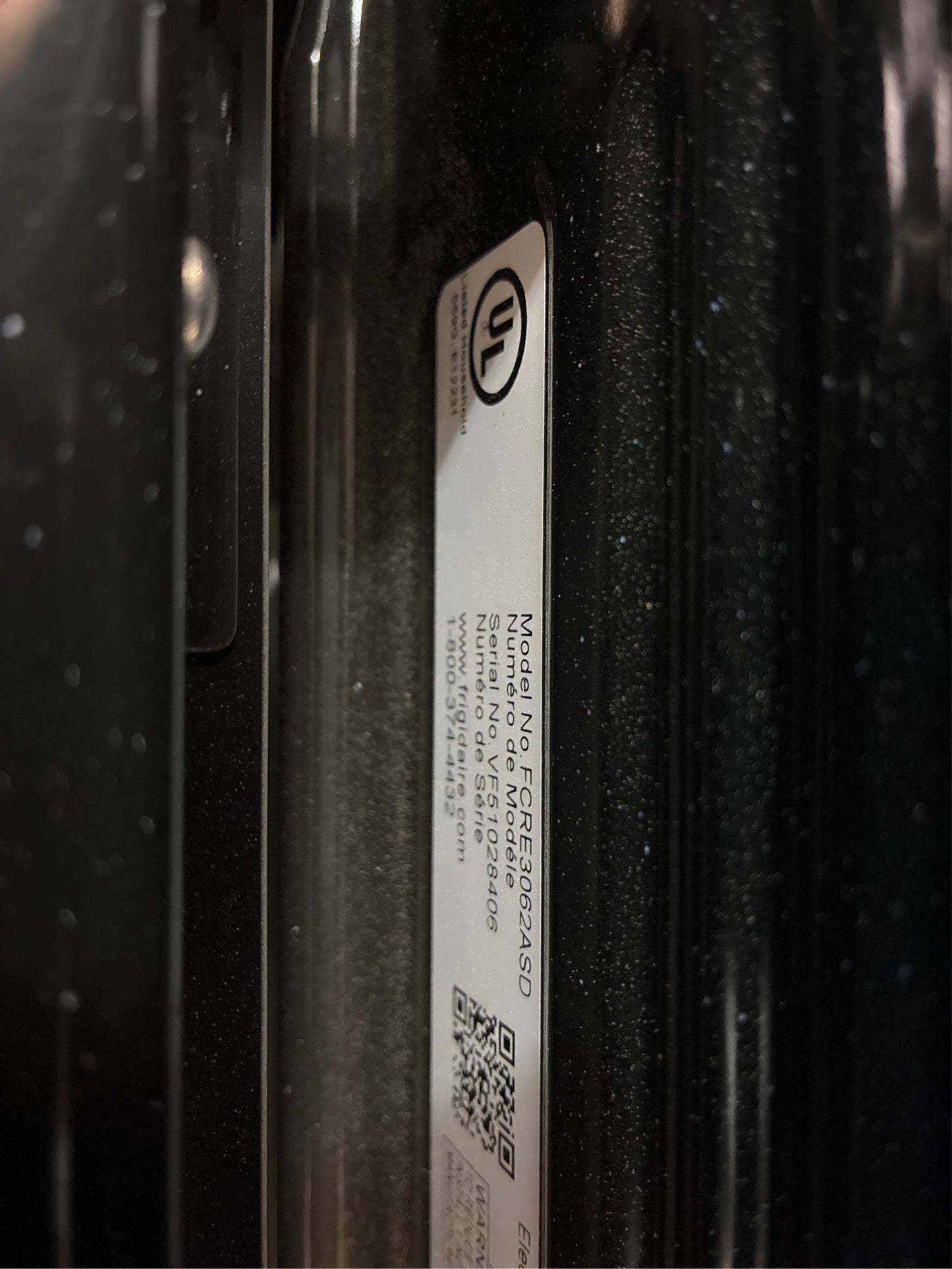 Frigidaire 30 in. 5 Burner Freestanding Electric Range