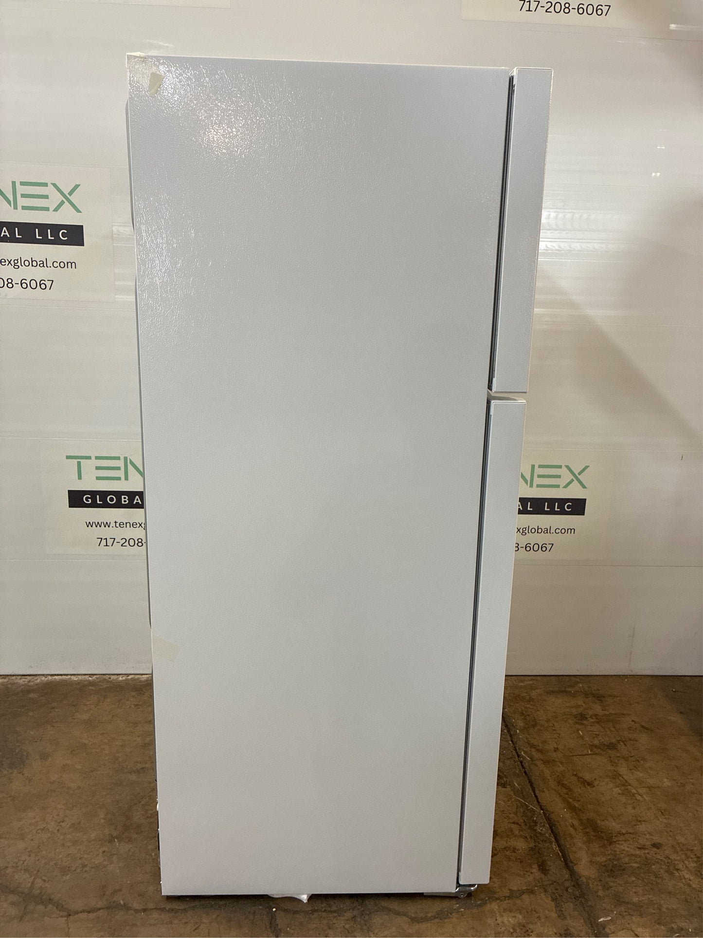 18.2 cu. ft. Top Freezer Refrigerator in White