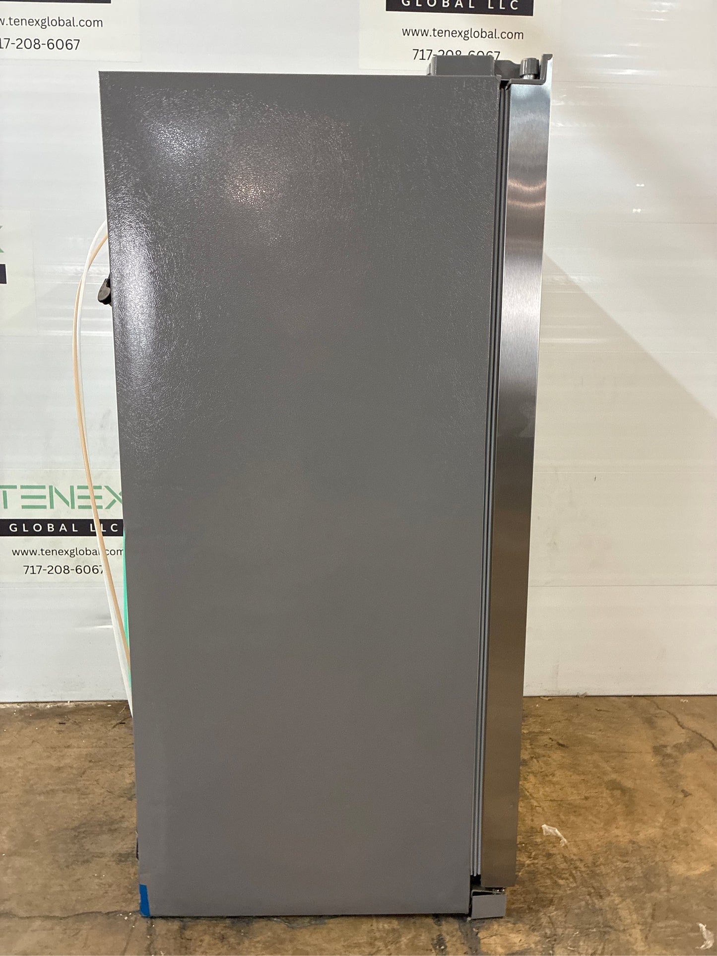 Frigidaire 33 in. 22.3 cu. ft. Side by Side Fridge