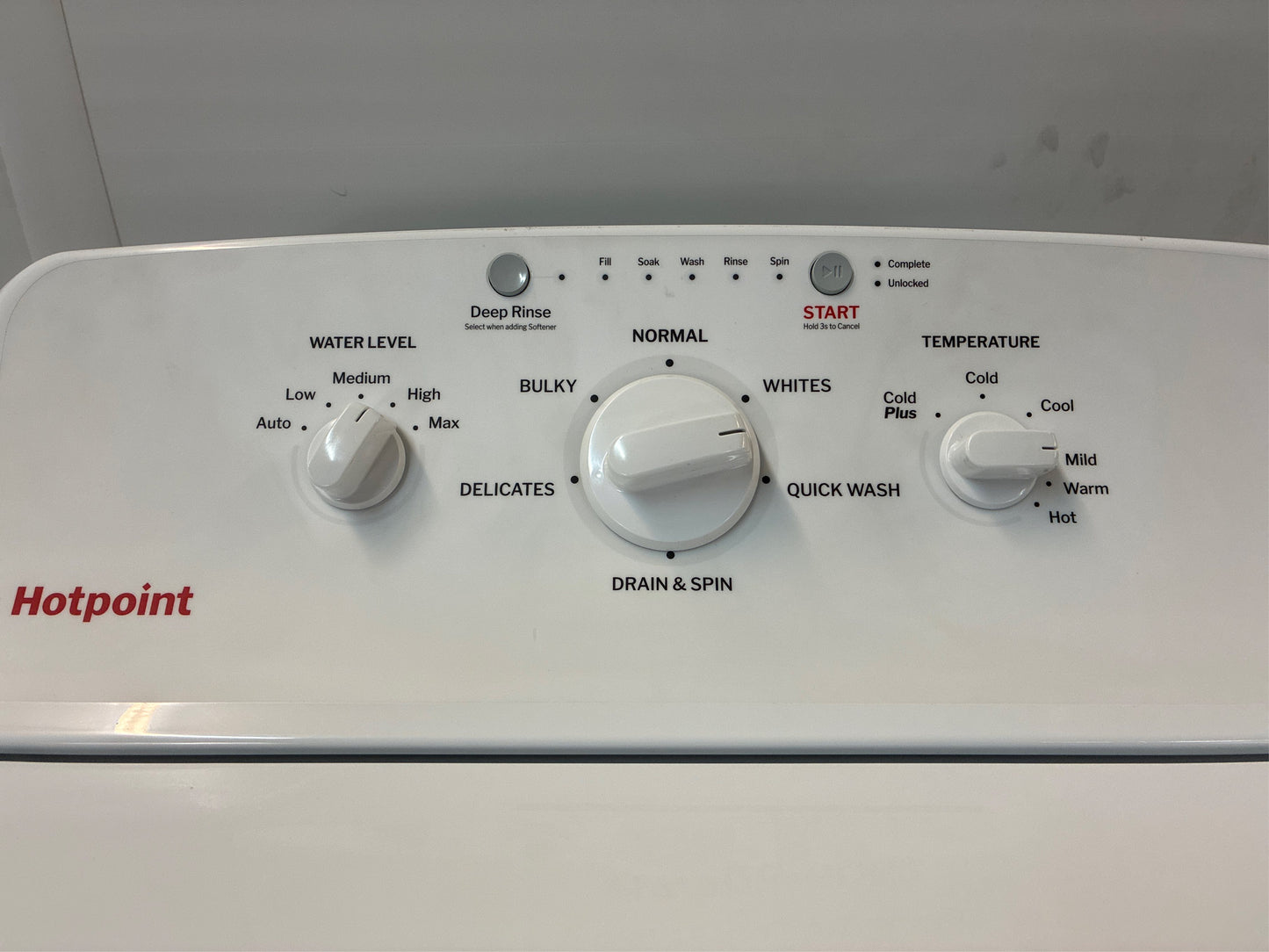 Hotpoint 4.0 cu.ft. Top Load Washer White