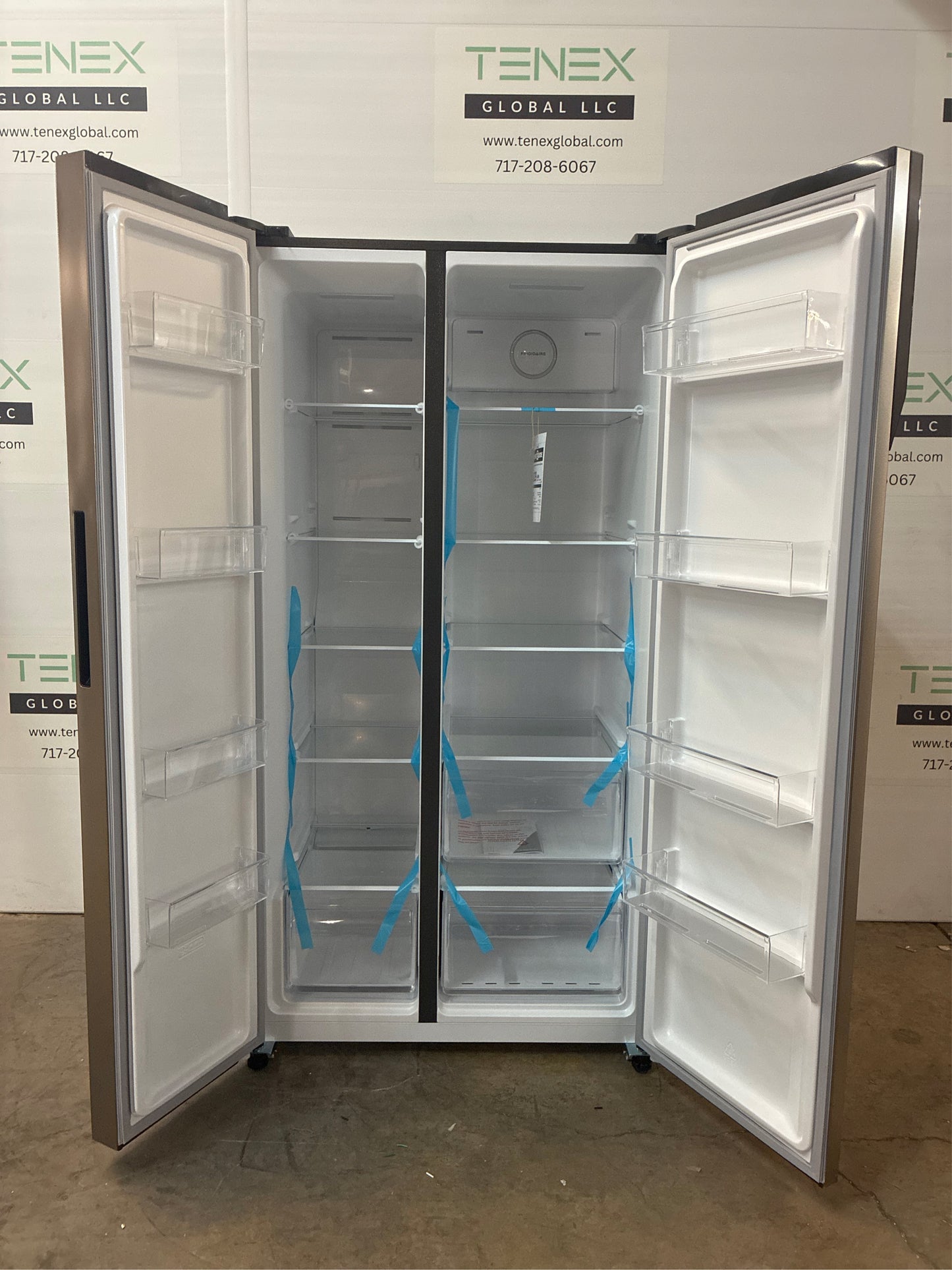 Frigidaire 21.4 cu. ft., Side-By-Side Refrigerator