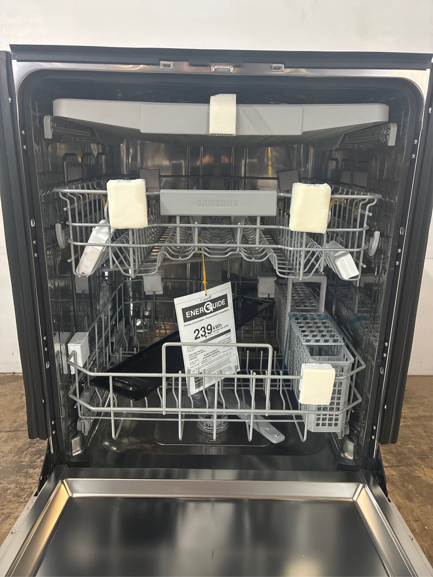 Samsung Smart 46 dBA Dishwasher w StormWash
