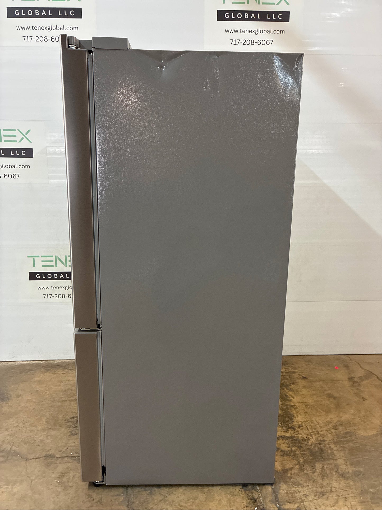 Frigidaire 36" French Door Refrigerator —28.8 cu ft
