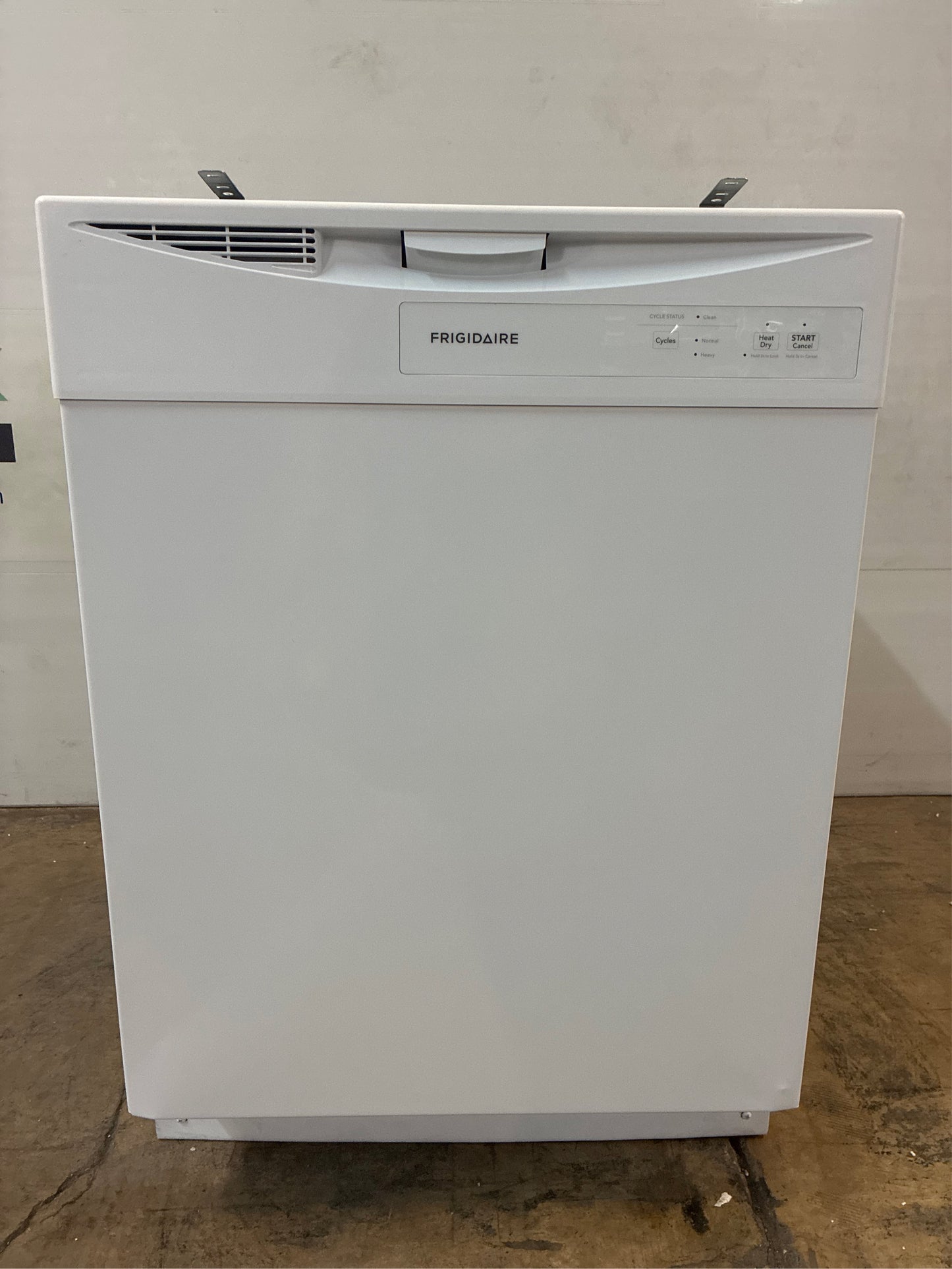 Frigidaire - 24 in. White Front-Control Dishwasher