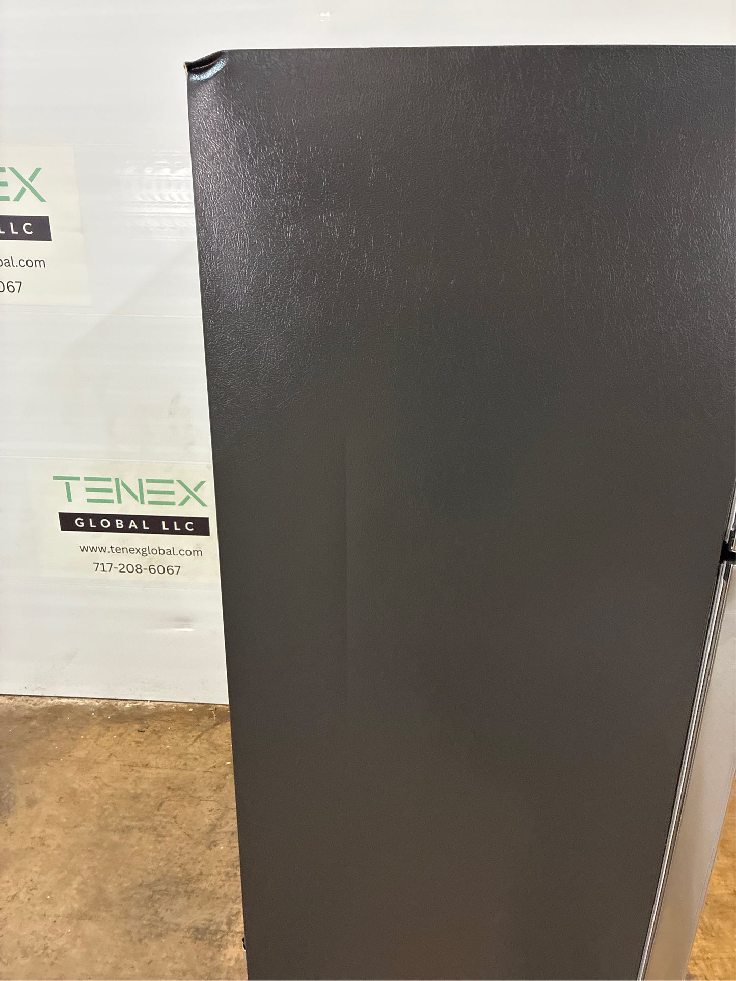 Frigidaire 30" 18.3 cu. ft. Top Freezer Refrigerator