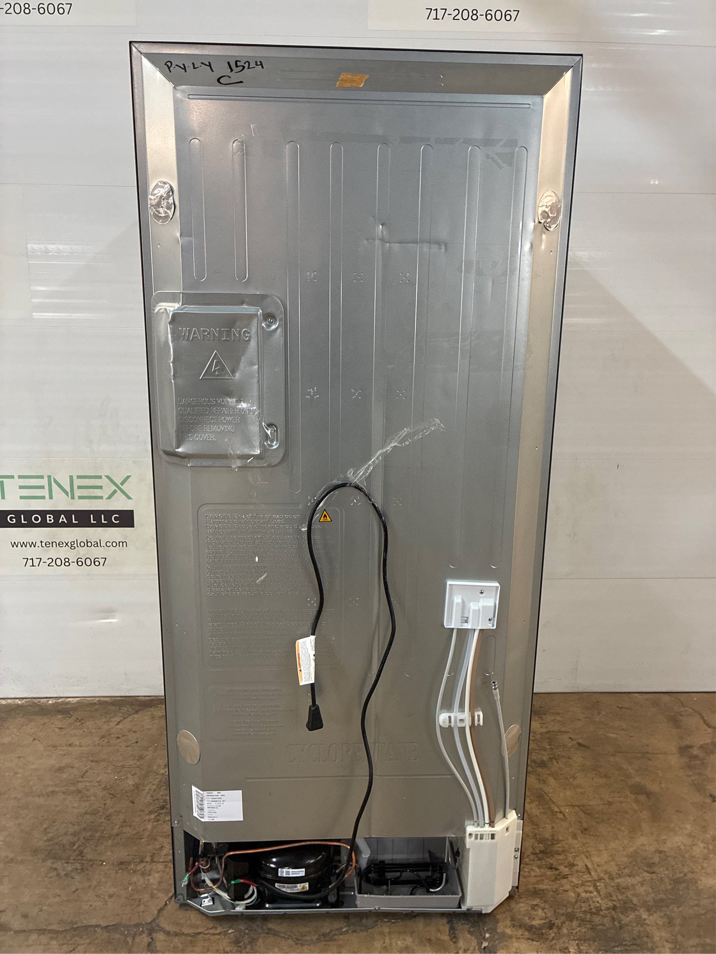 Frigidaire Gallery 30 in. 20.3 cu. ft. Refrigerator with Bottom Freezer