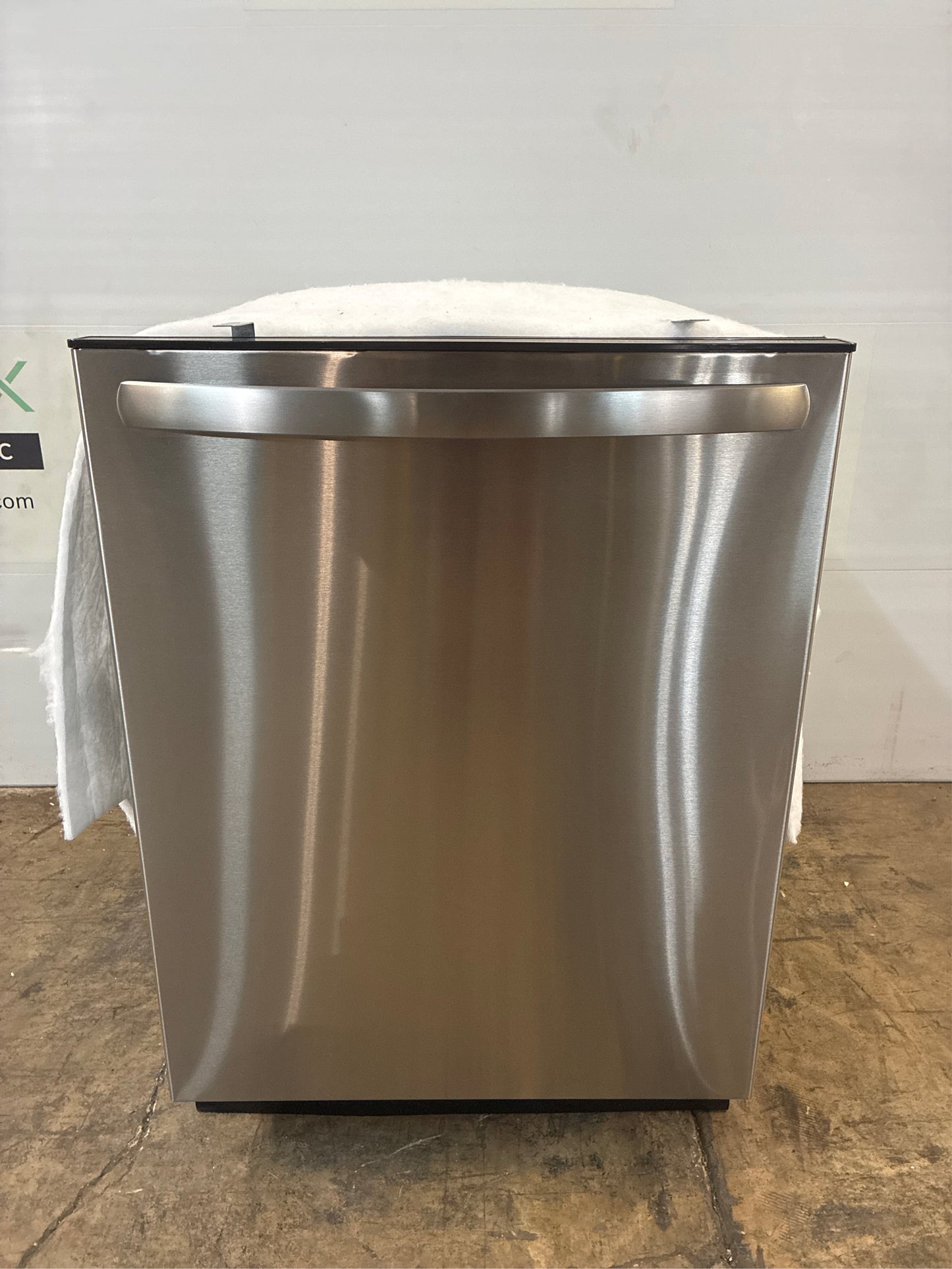 Frigidaire 24" Top Control Dishwasher 4-cycle