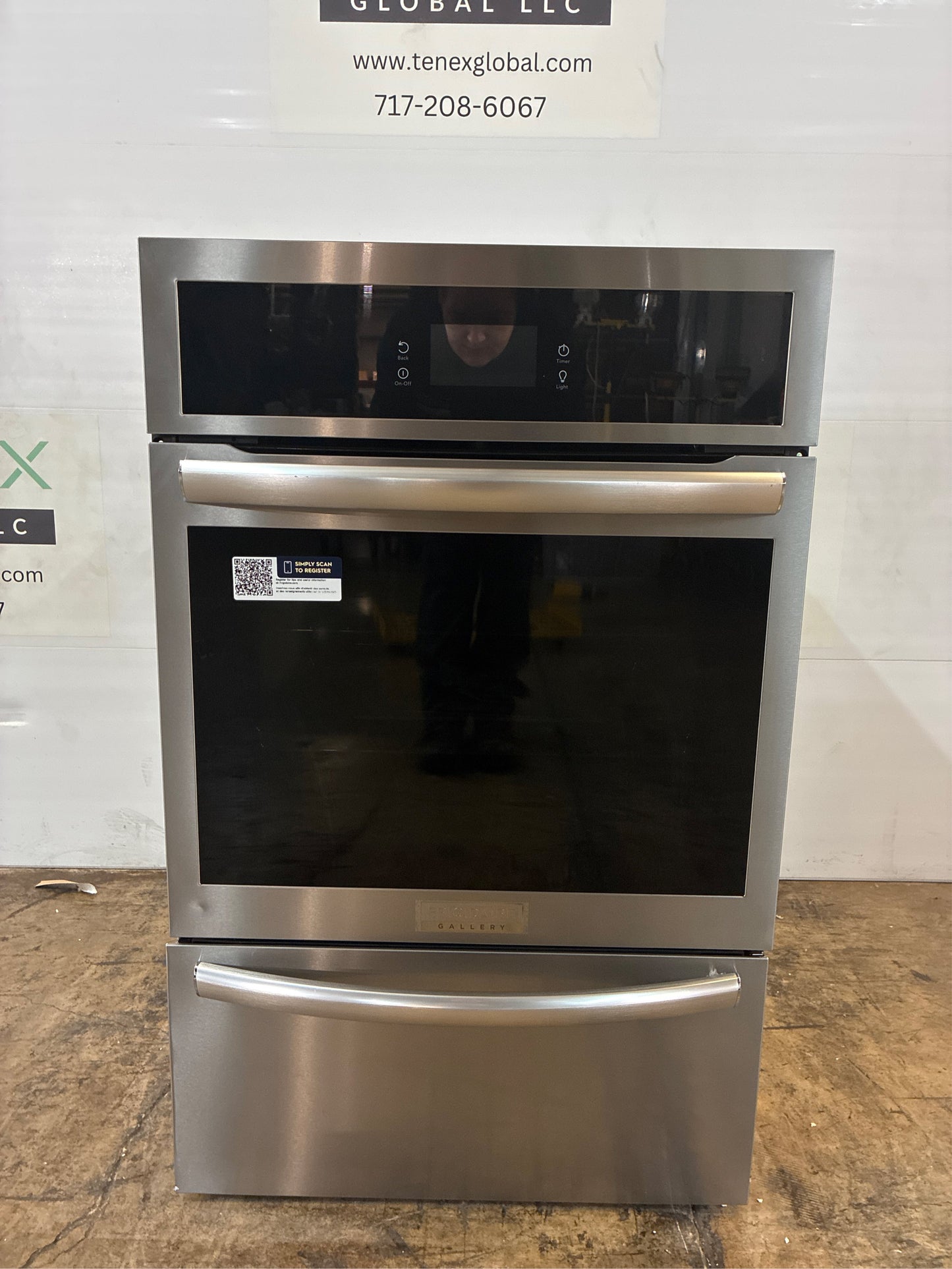 Frigidaire Gallery 24” Gas Wall Oven w/ Air Fry