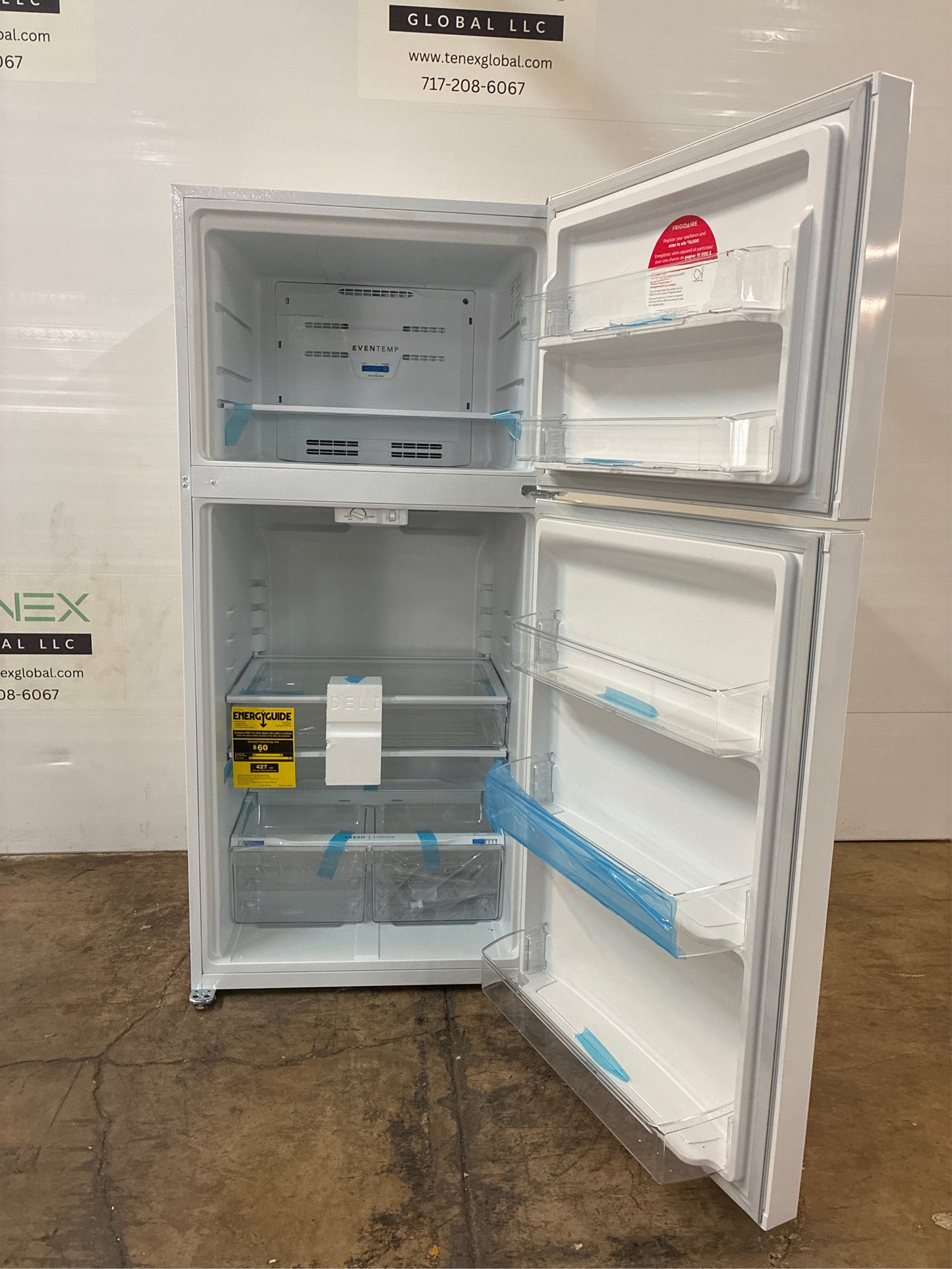 Frigidaire 29.6 in. 20 cu. ft. Top Freezer Fridge