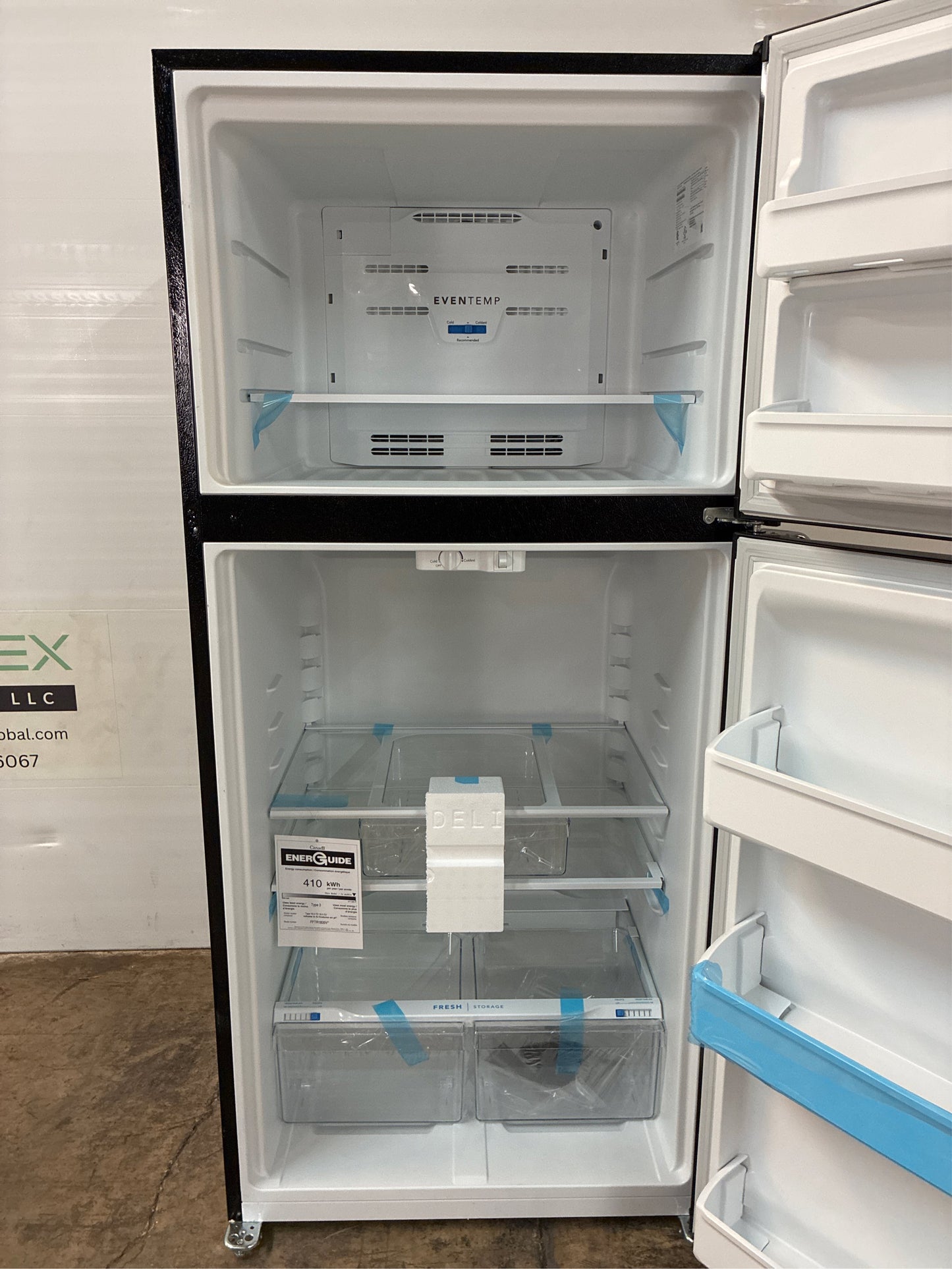 Frigidaire 30 in. 18.3 cu. ft. Top Freezer Refrigerator