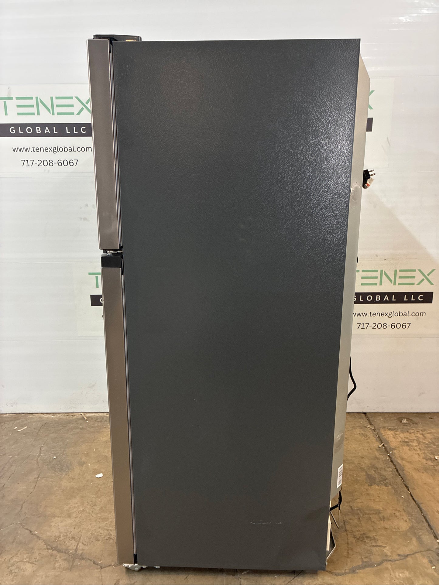 Frigidaire 13.9 cu. ft., Top Freezer Refrigerator