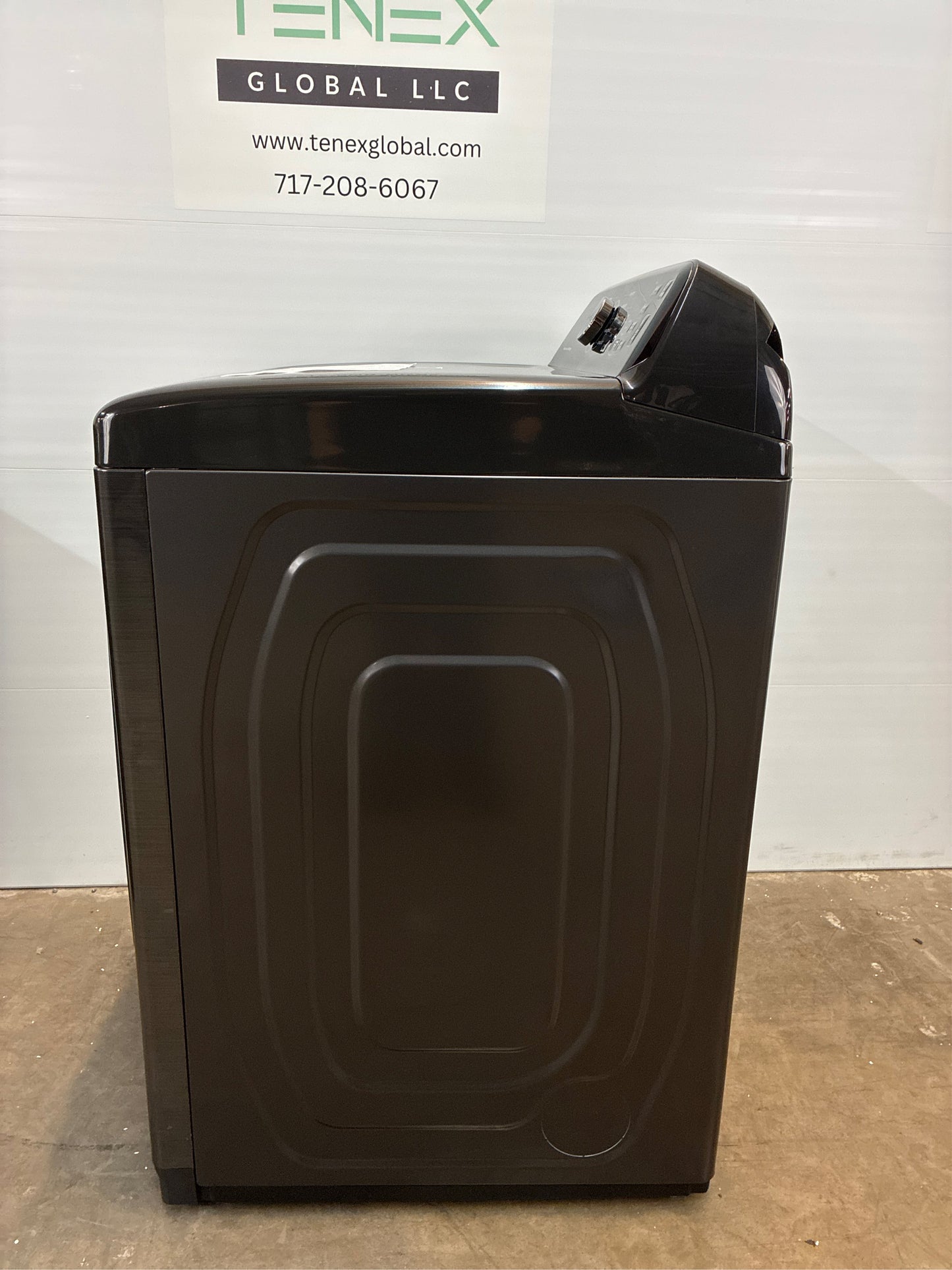 Samsung 7.4 cu. ft. Vented Smart Electric Dryer.