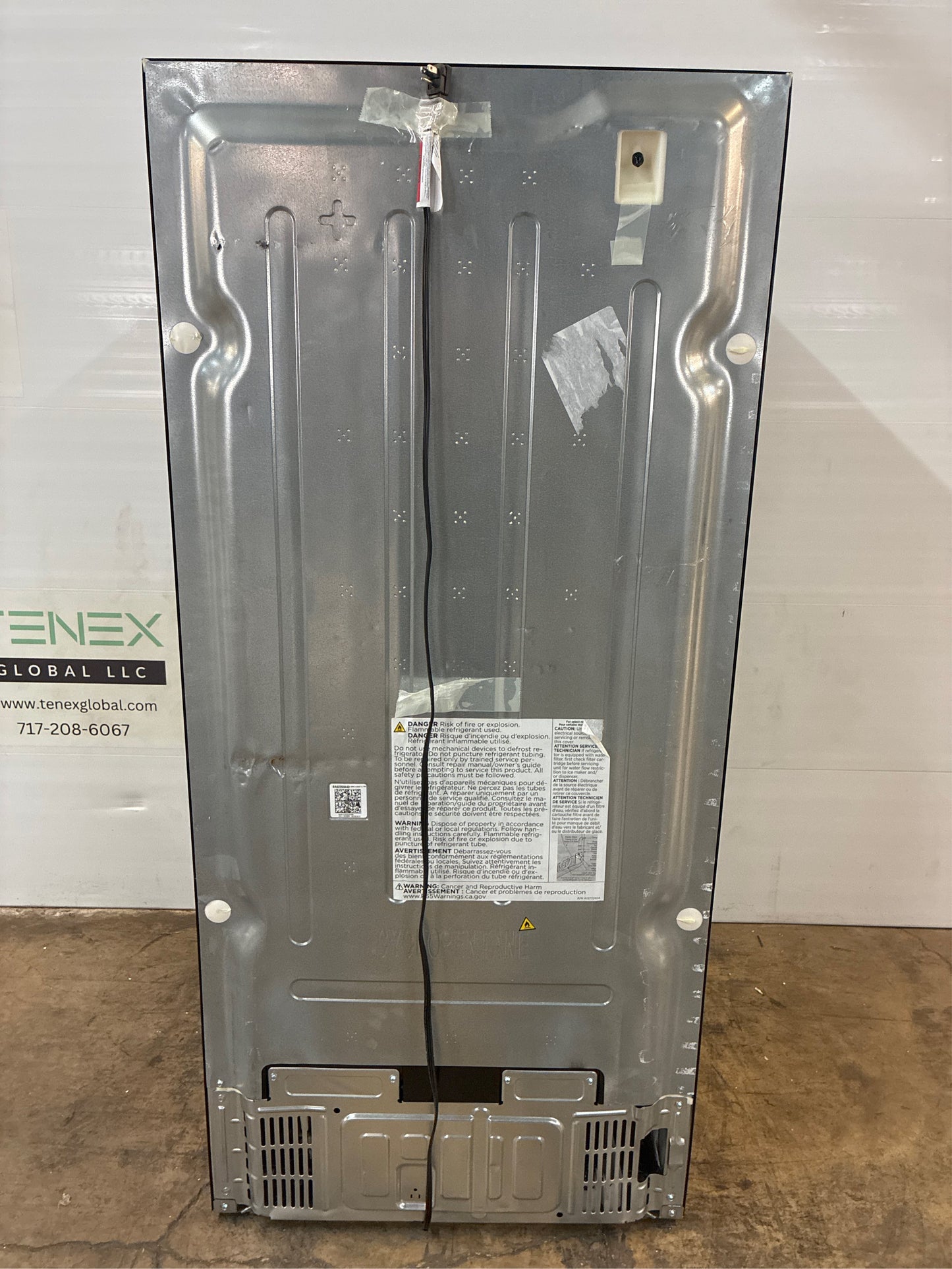 Frigidaire 18.3 Cu. Ft. Top Freezer Refrigerator, Black