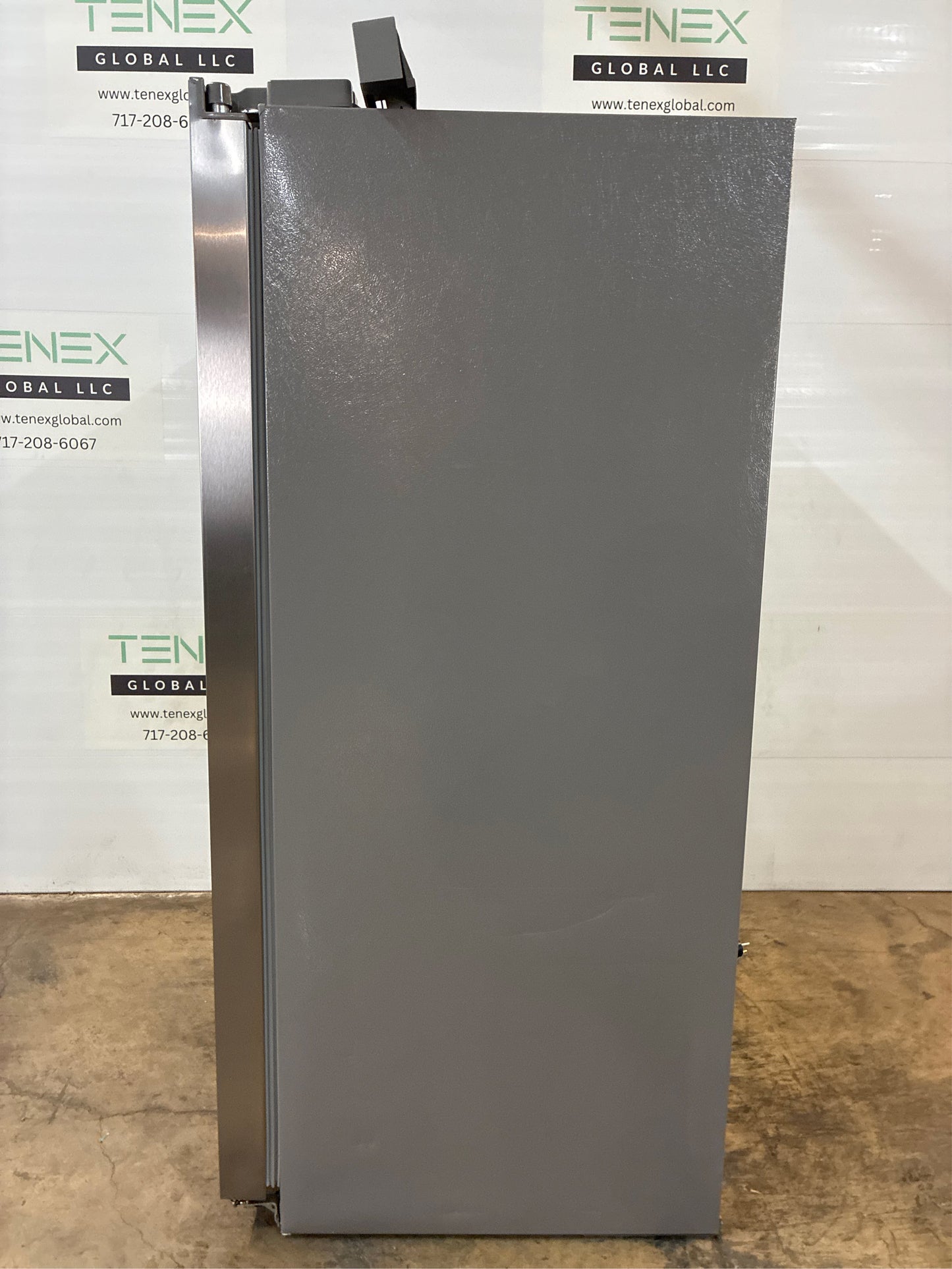 Frigidaire 36 in. 25.6 cu. ft. Refrigerator