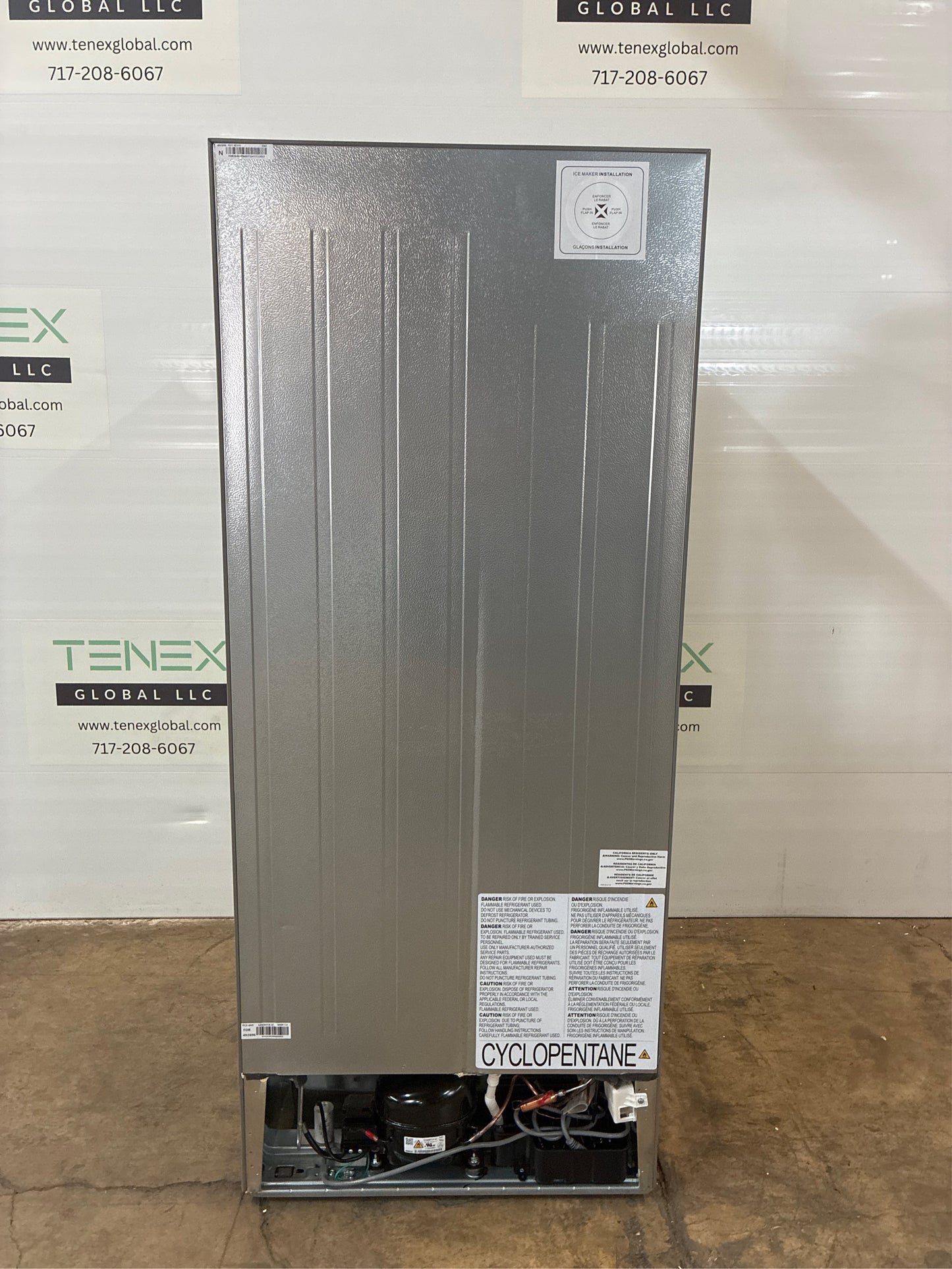 17.6 cu ft Top Freezer Fridge, Brushed Steel