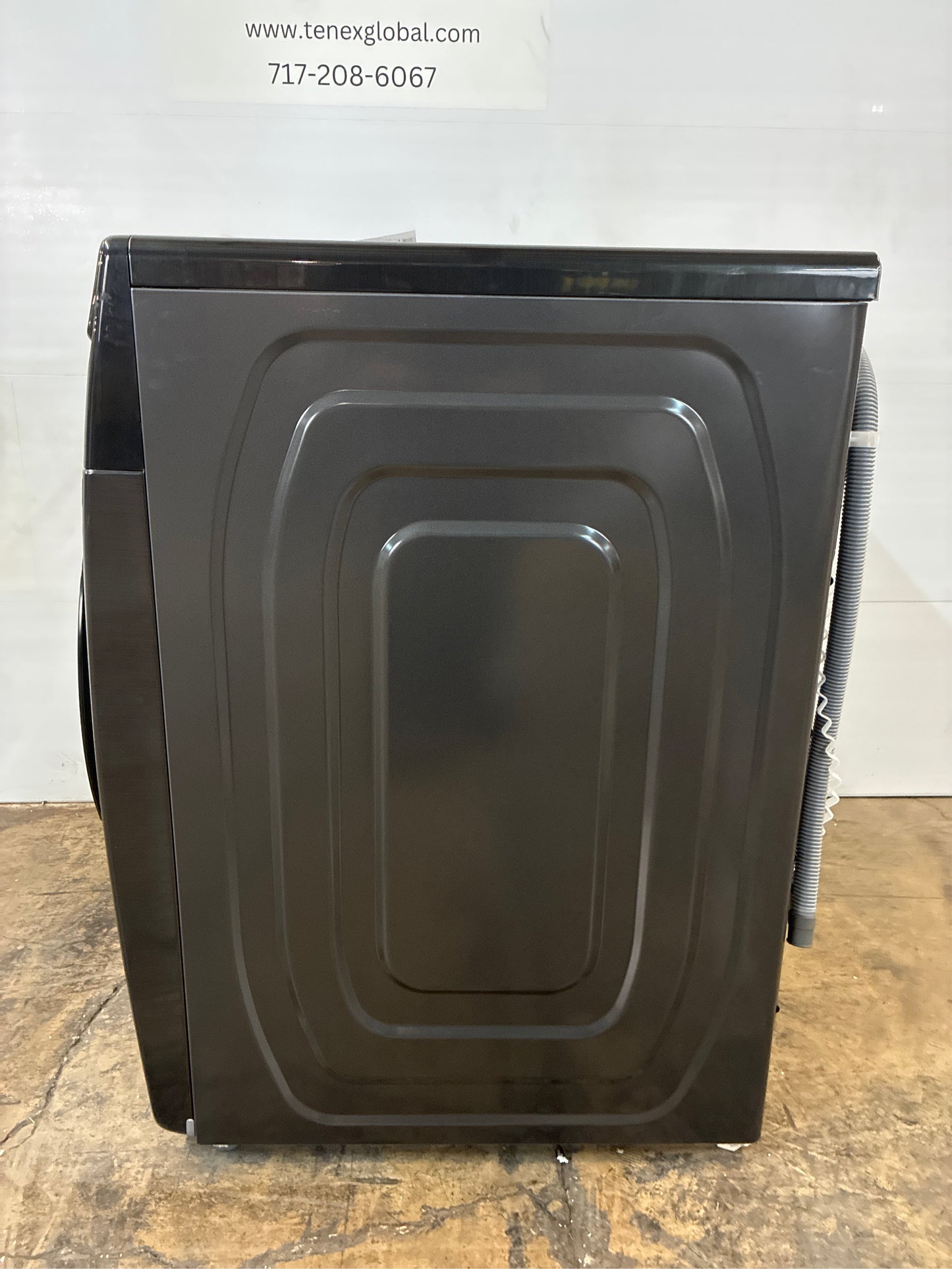 Samsung 4.5 cu. ft. Front-Load Washer, Brushed Black