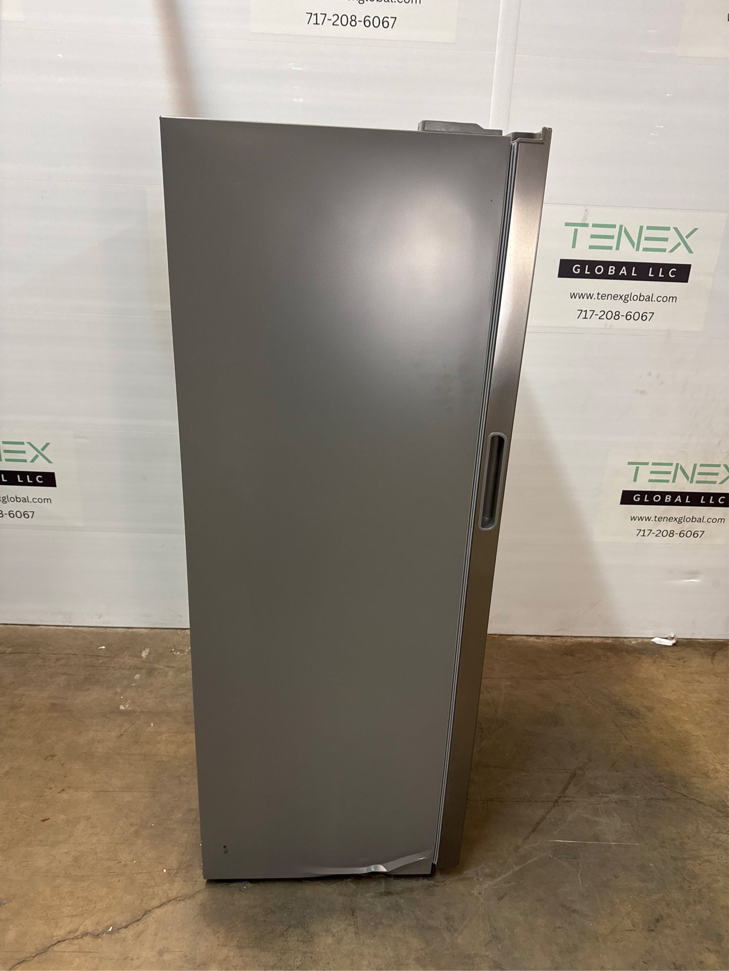 13 cu. ft. Frigidaire Auto Defrost Upright Freezer