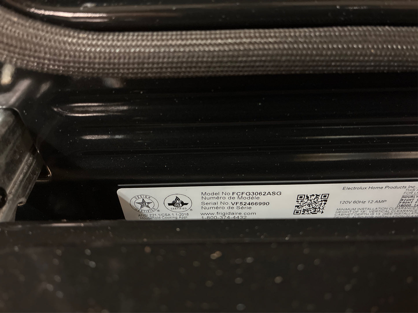 Frigidaire 30-in Gas Range with Steam Clean
