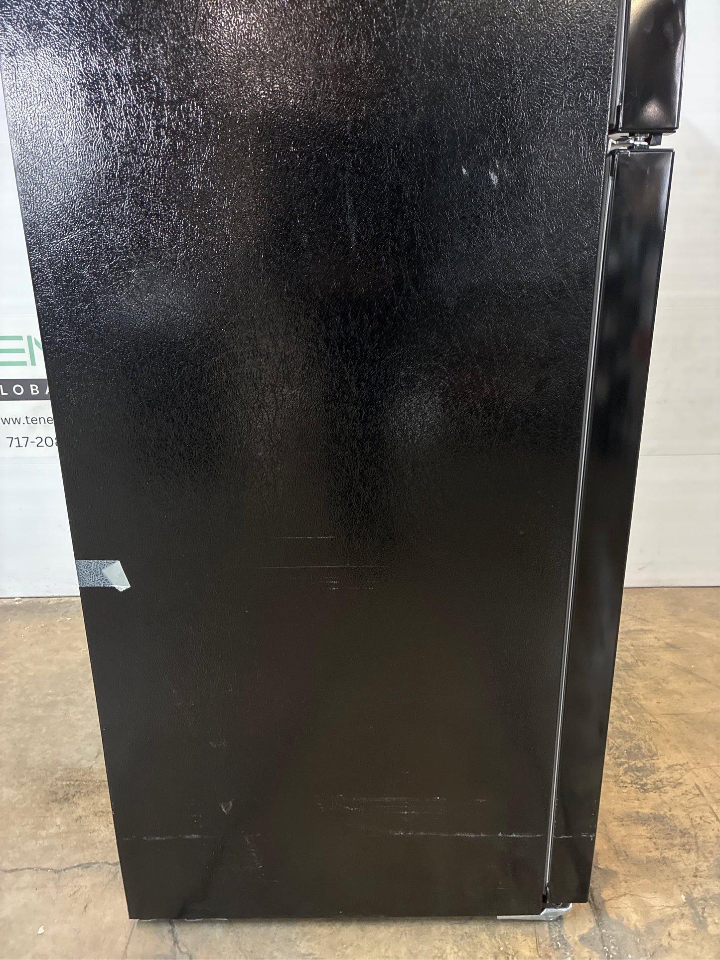 Frigidaire 30 in. Freezer Refrigerator, 18.3 cu ft