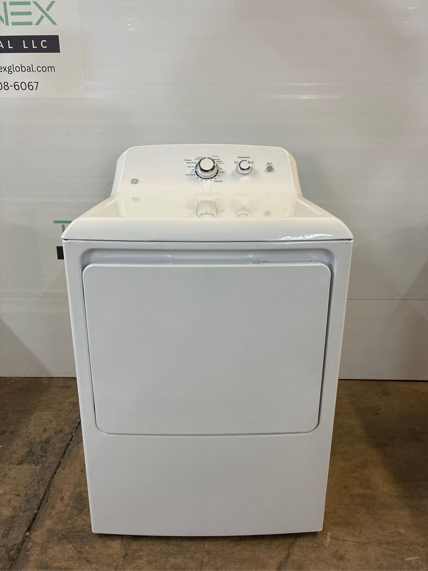 GE 6.2-cu ft Vented Electric Dryer (White)
