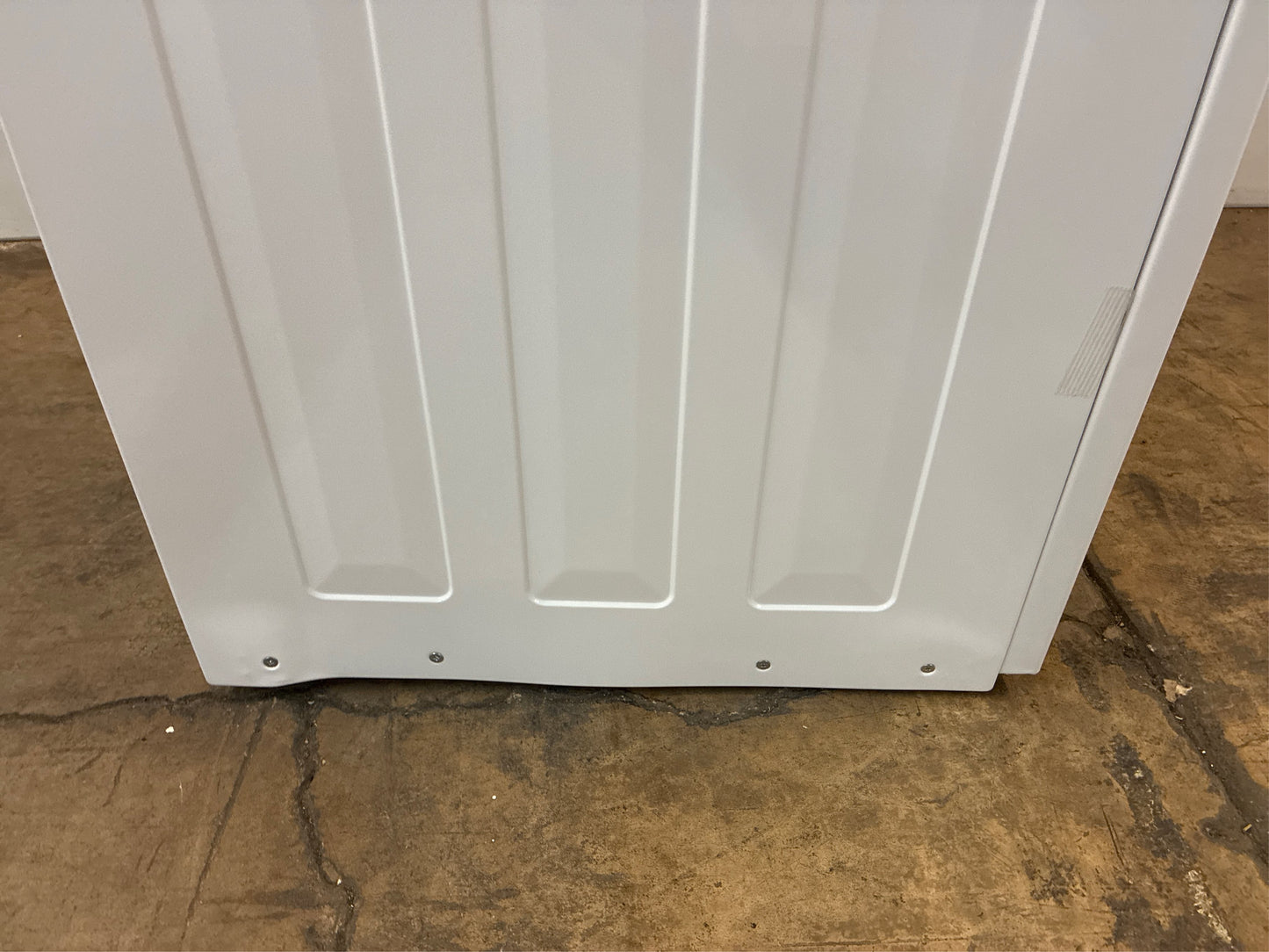 Frigidaire 3.9/5.6 cu. ft. Washer Dryer