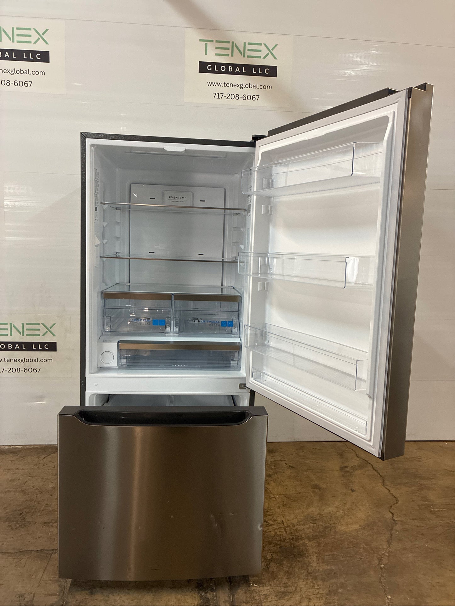 Frigidaire Gallery 30 in. 20.3 cu. ft. Refrigerator with Bottom Freezer