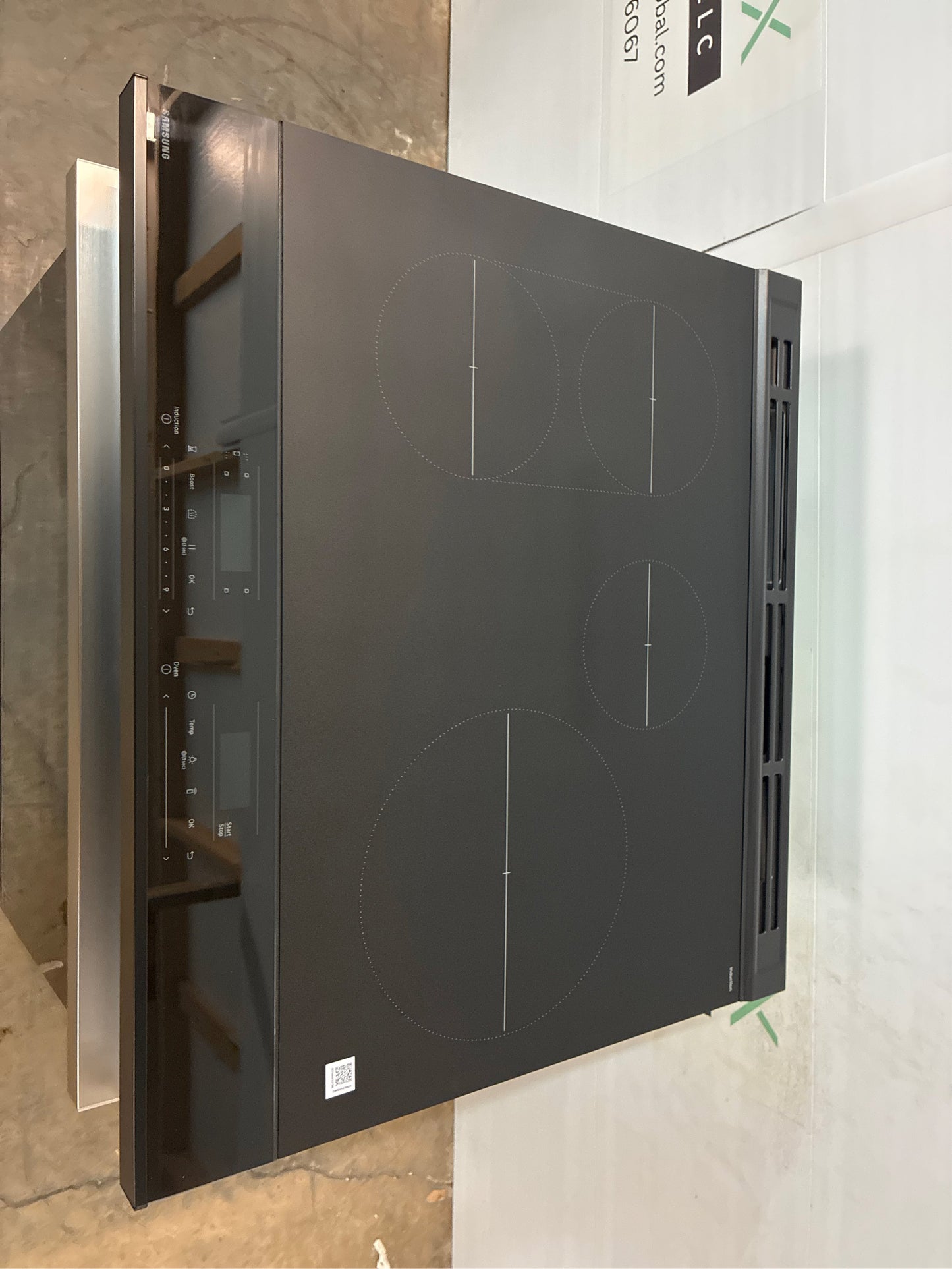 Samsung Bespoke 30" 4-Burner Induction Range