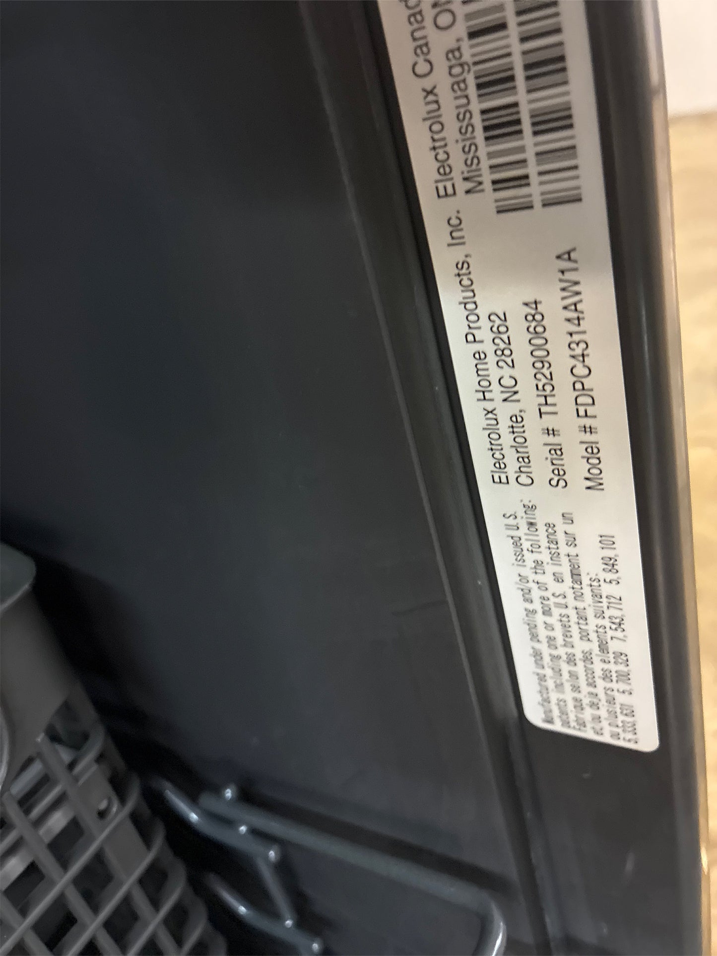 Frigidaire 24 in Built-In Dishwasher with 4-Cycles