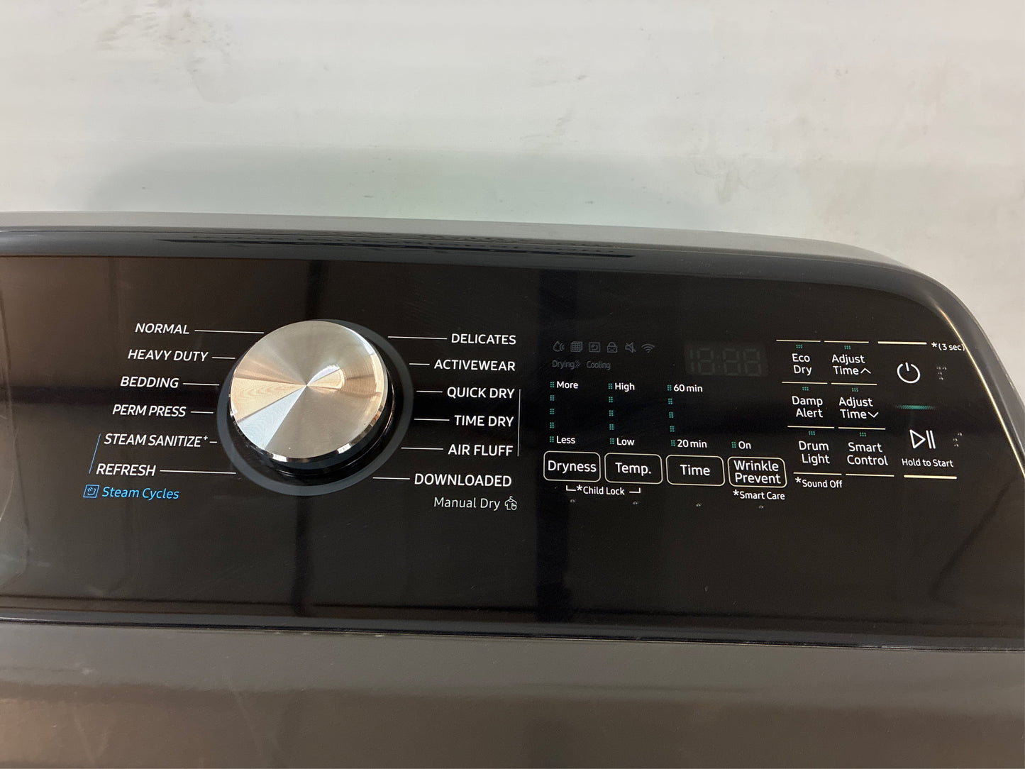 Samsung 7.4 cu. ft. Smart Vented Electric Dryer with Steam