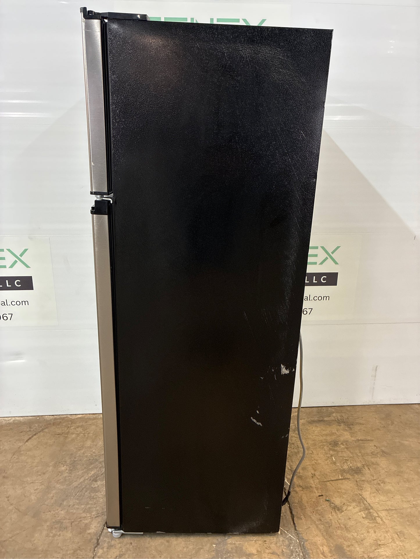 7.1 cu. ft. Top Fridge in Stainless Steel