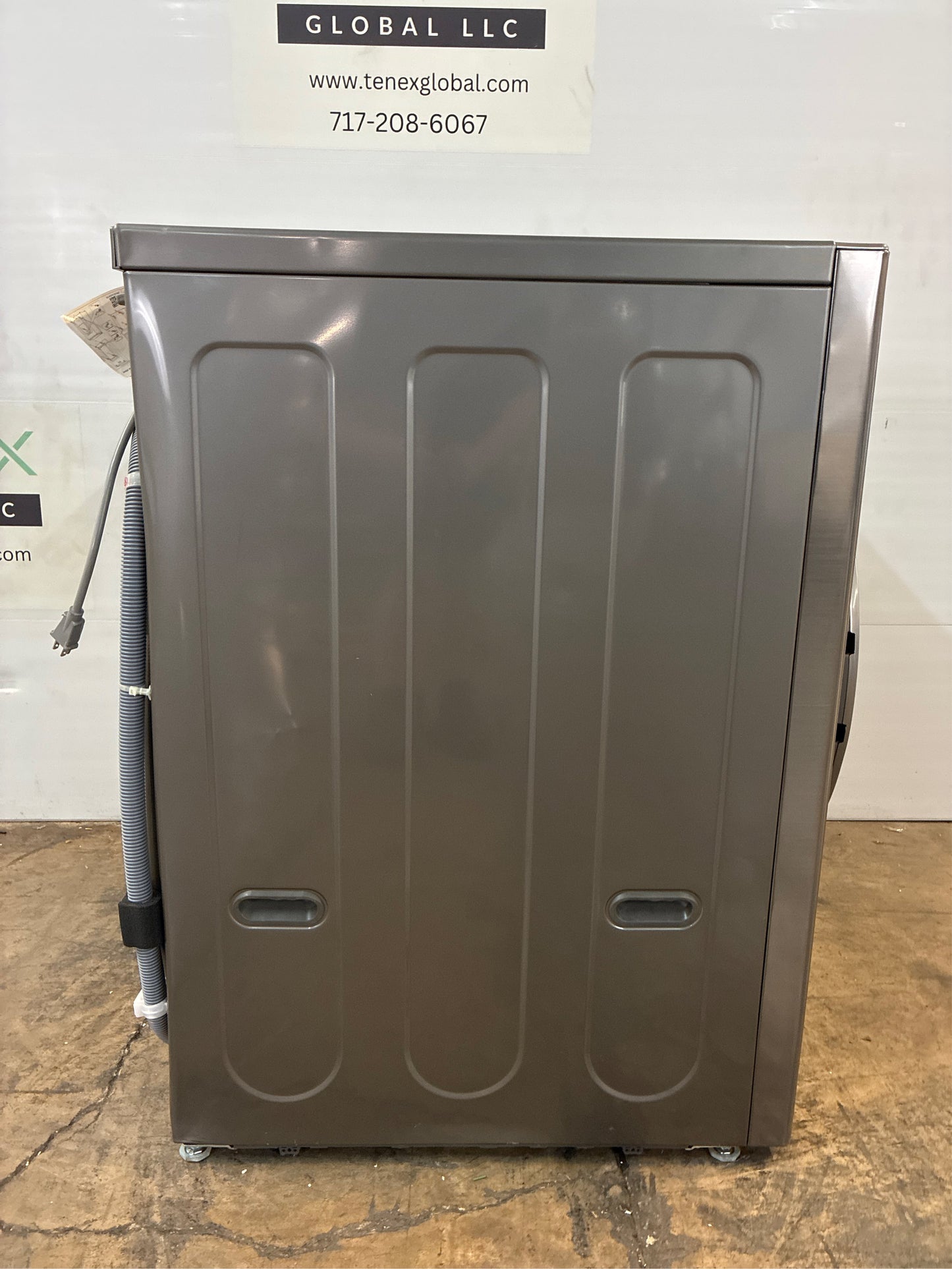 LG 4.5 cu. ft. Smart Front Load Washer