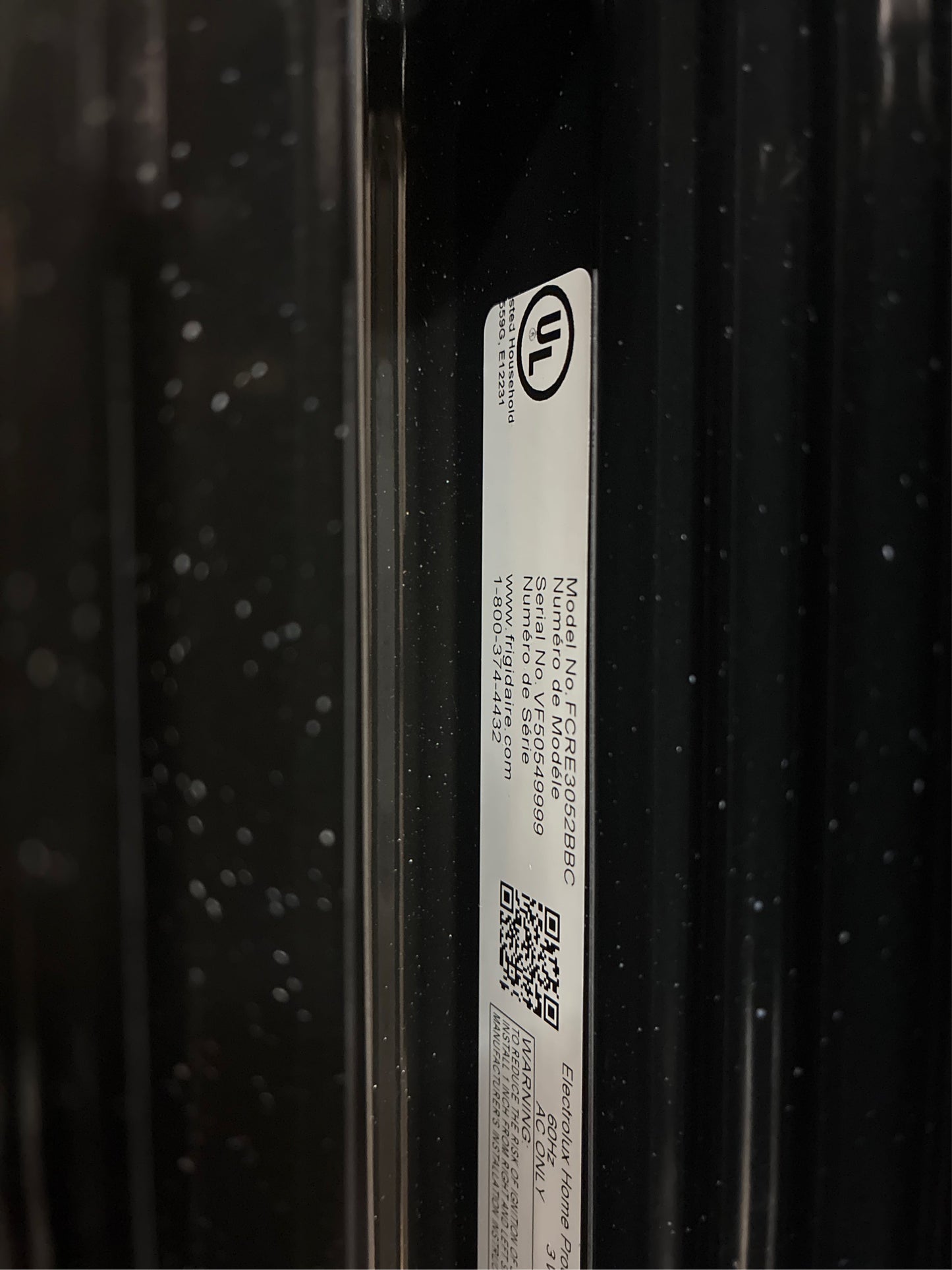 Frigidaire 30" Electric Range (Black)