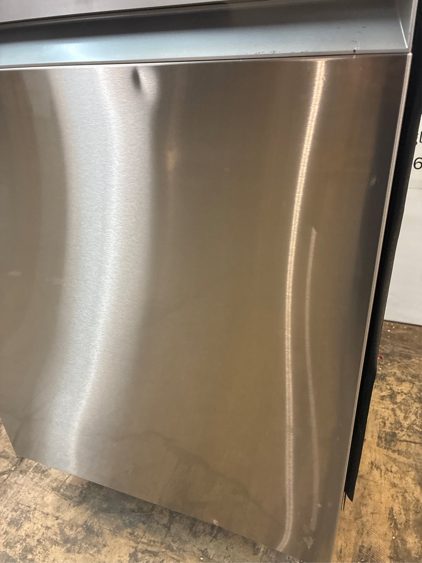 Samsung 24" Fingerprint-Resistant Dishwasher