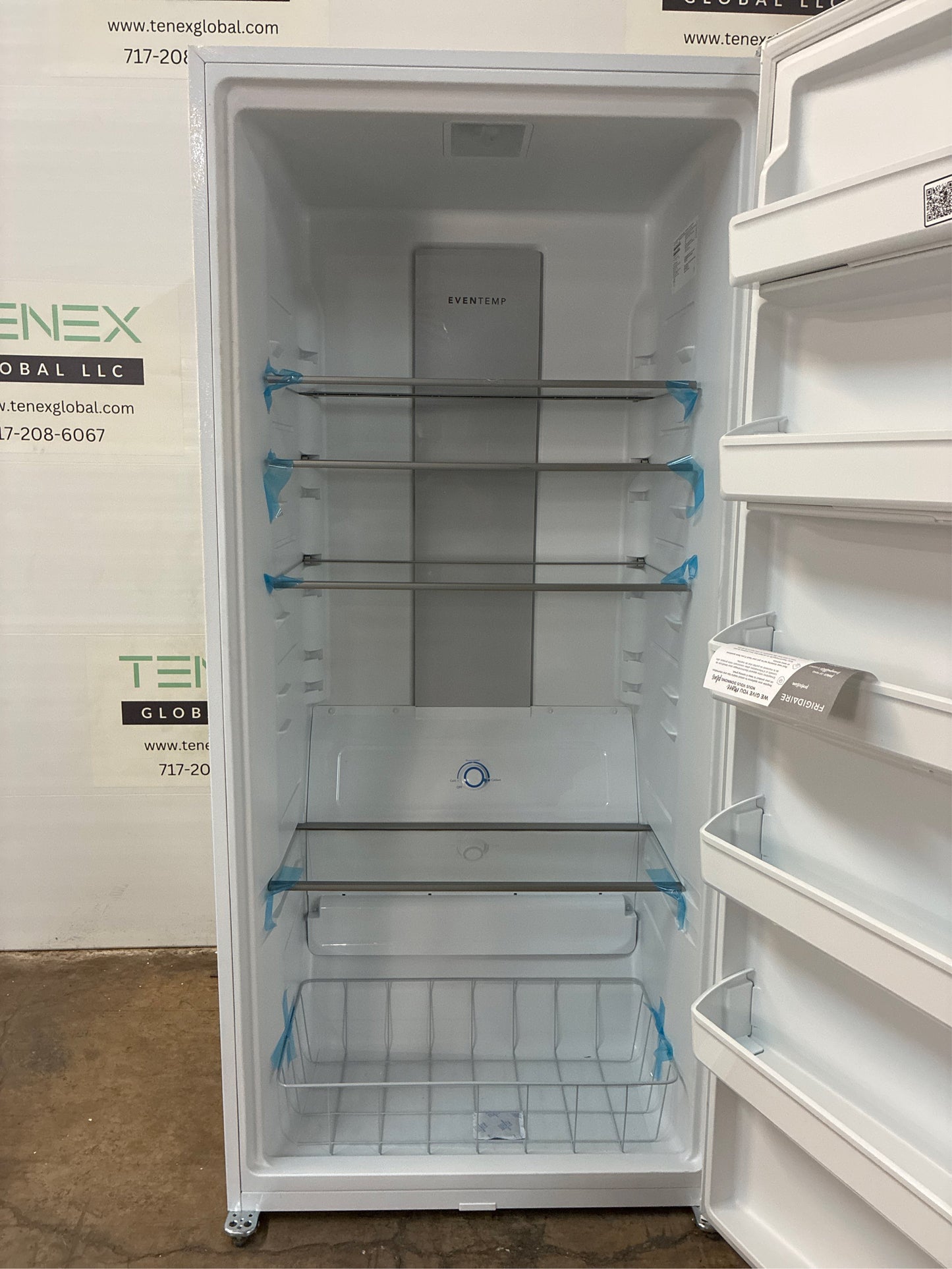 Frigidaire 32.6 in. 20 cu. ft. Upright Freezer, White