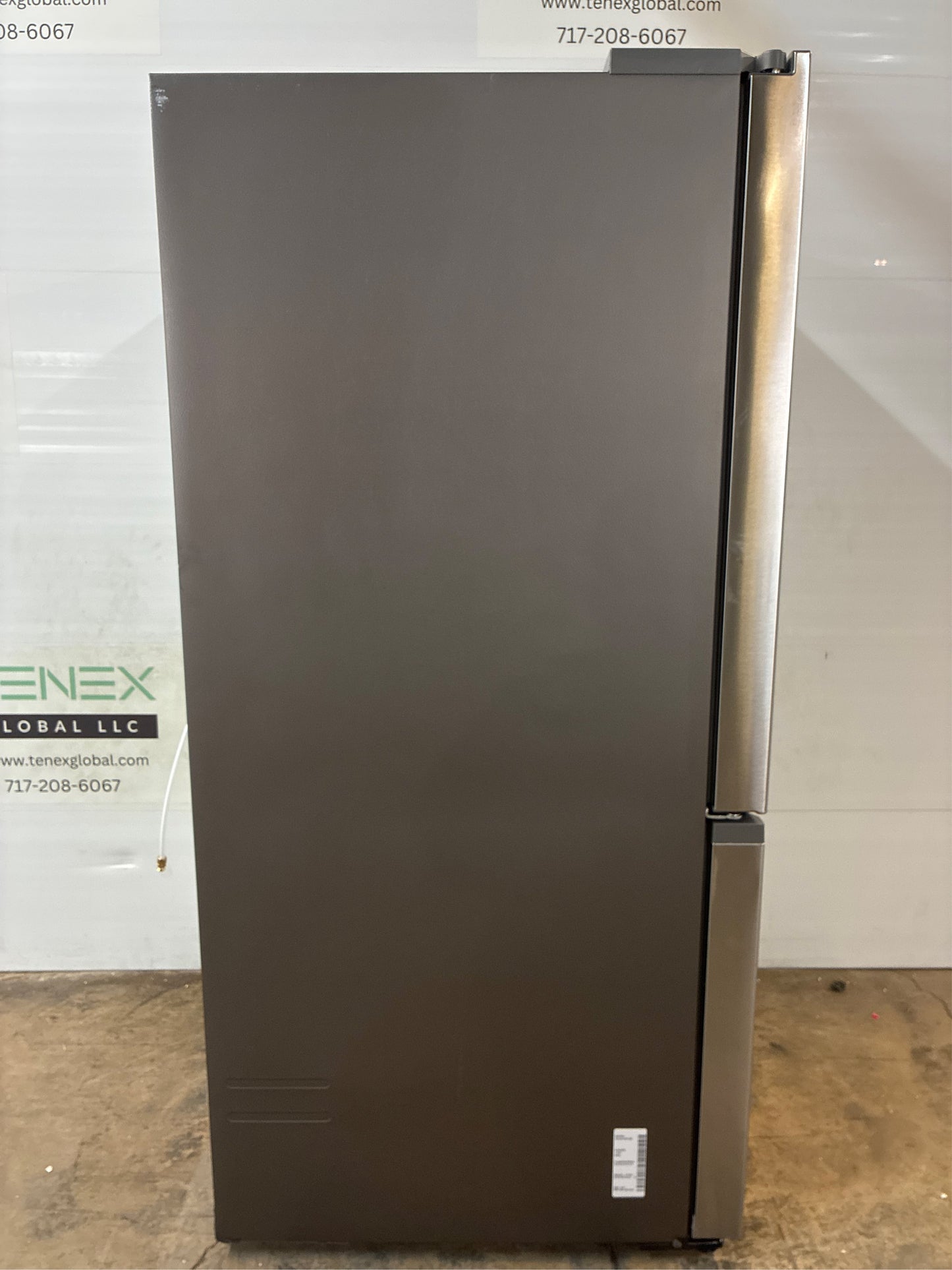 Samsung 33 in. French Door Refrigerator w/ Beverage Center