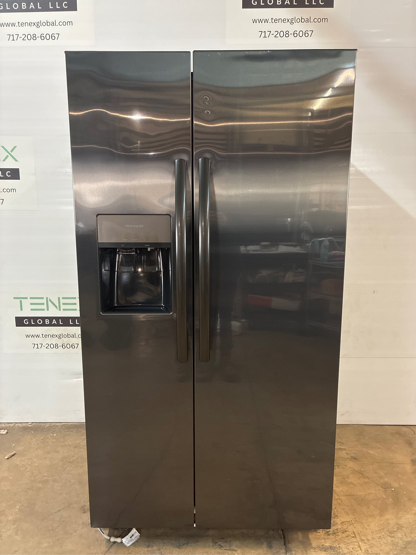 Frigidaire Black Stainless 36" SxS Refrigerator, 25.6 cu ft