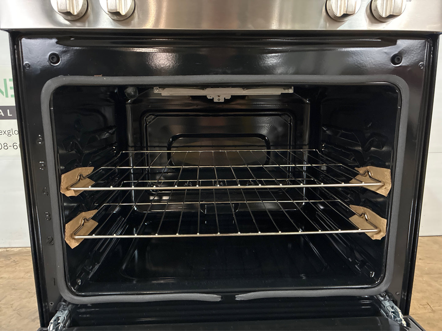Frigidaire 30 in. 5 Burner Electric Range in Steel