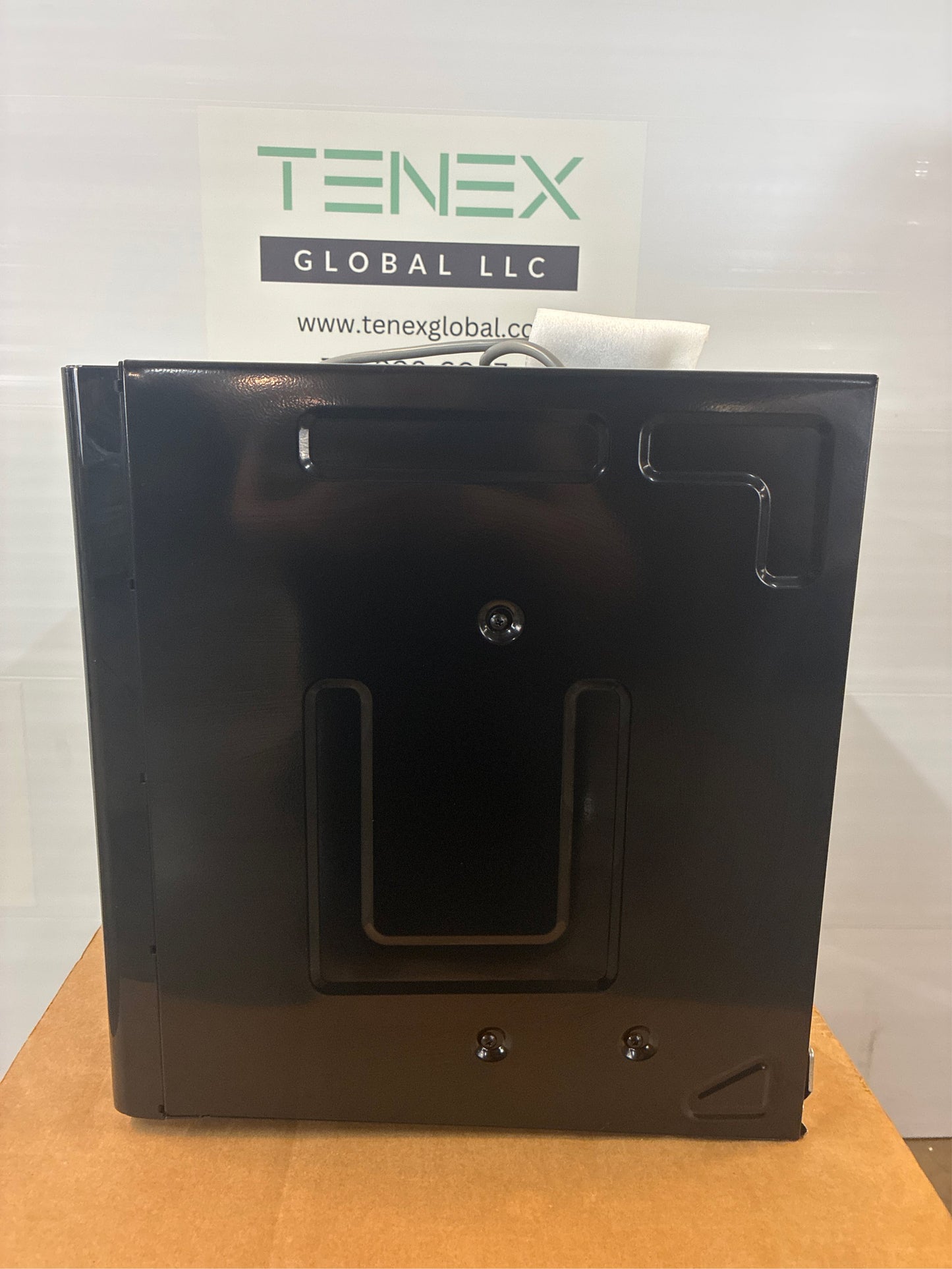 Frigidaire 1.8 Cu. Ft. OTR Microwave Black