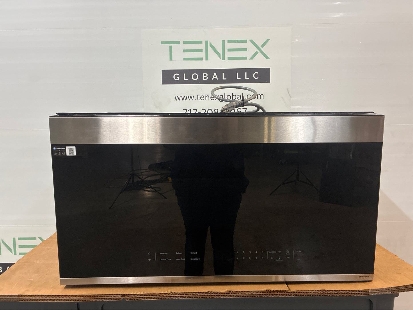 Samsung Bespoke Smart 2.1 cu ft Over-the-Range Microwave