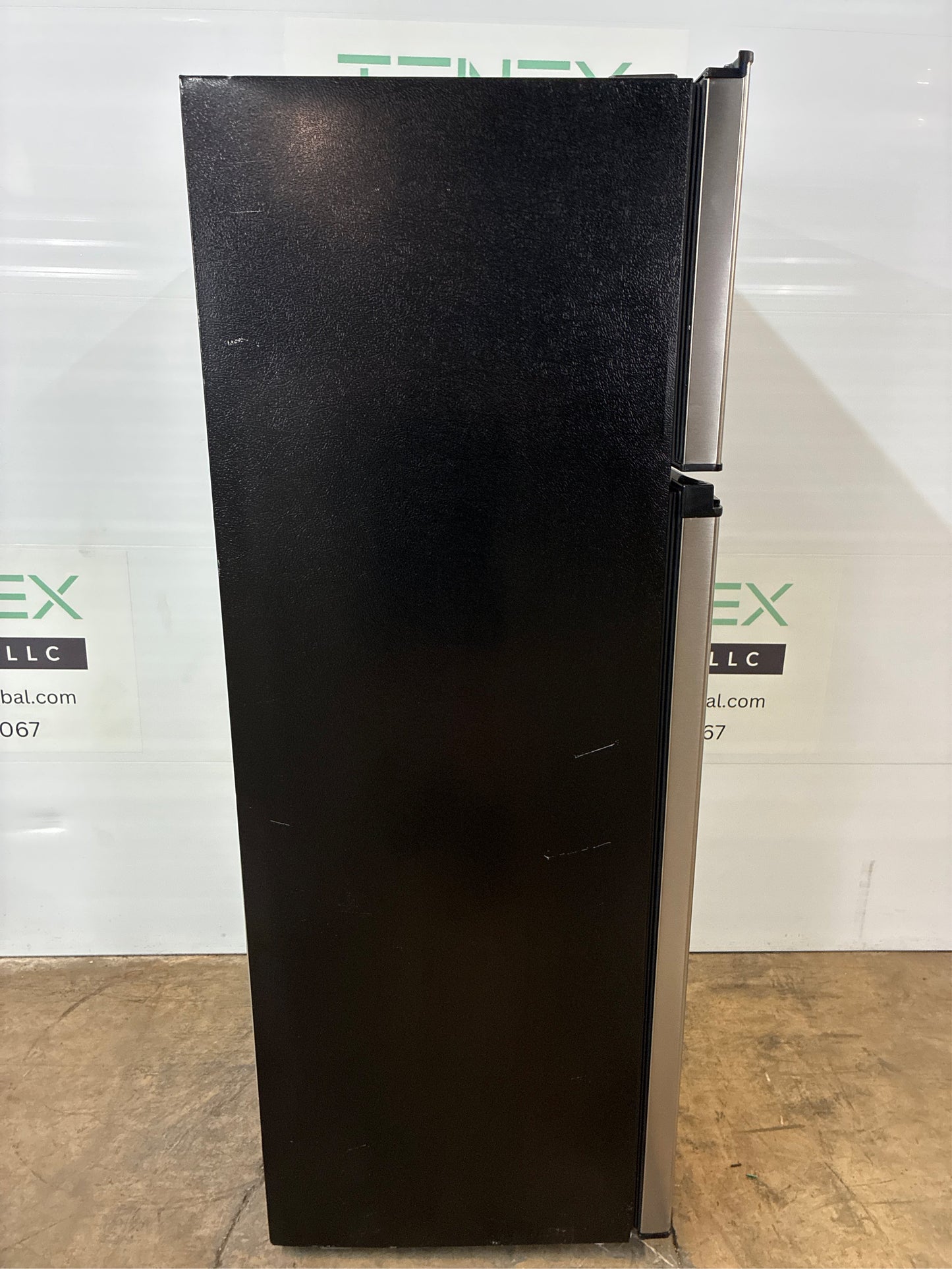 7.1 cu. ft. Top Fridge in Stainless Steel