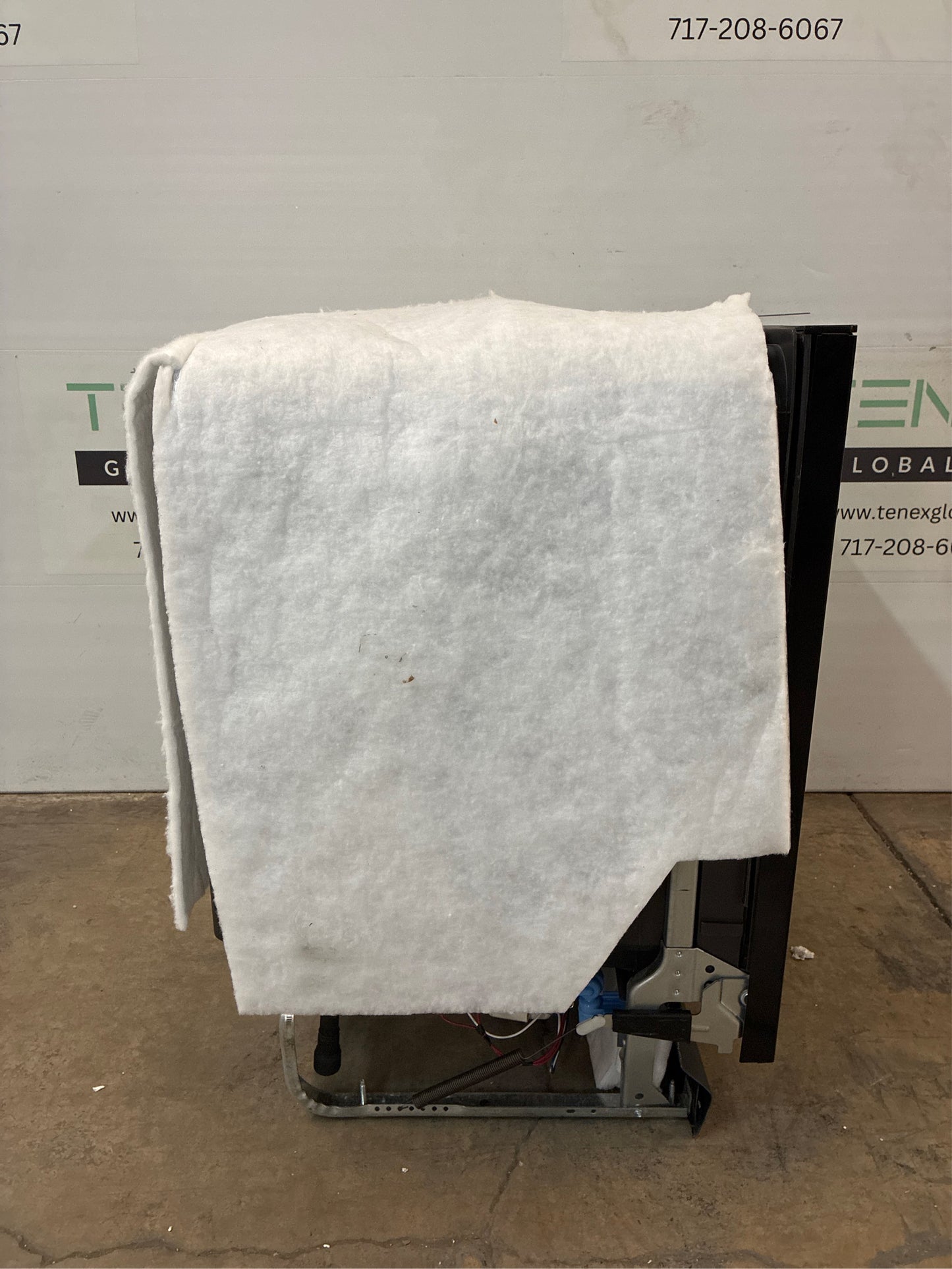 Frigidaire 24-in Top Control Dishwasher