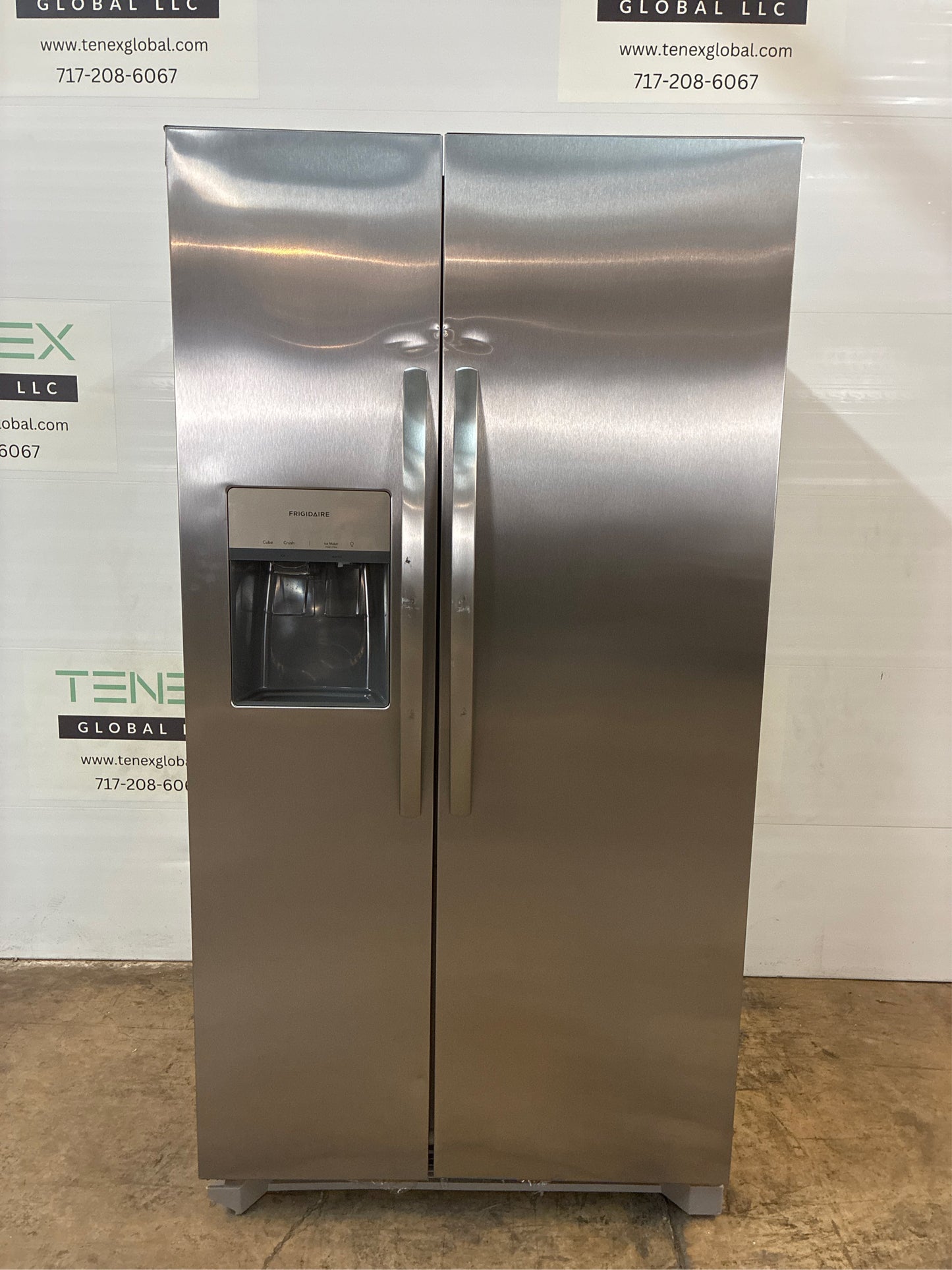 Frigidaire 36.1 in 22.3 cu ft Counter Depth Refrigerator