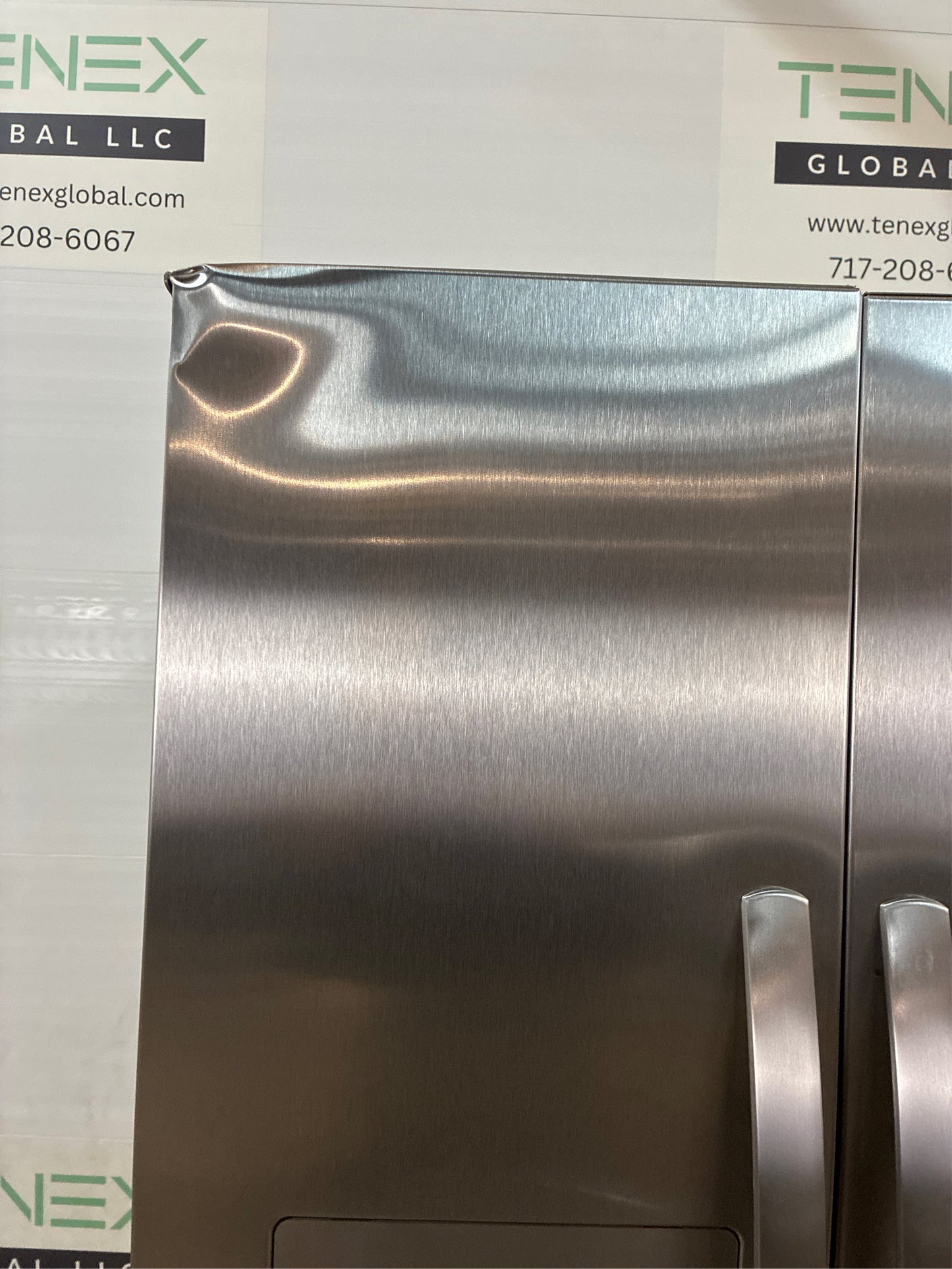 Frigidaire 33in. 22.3 cu.ft. Side by Side Refrigerator