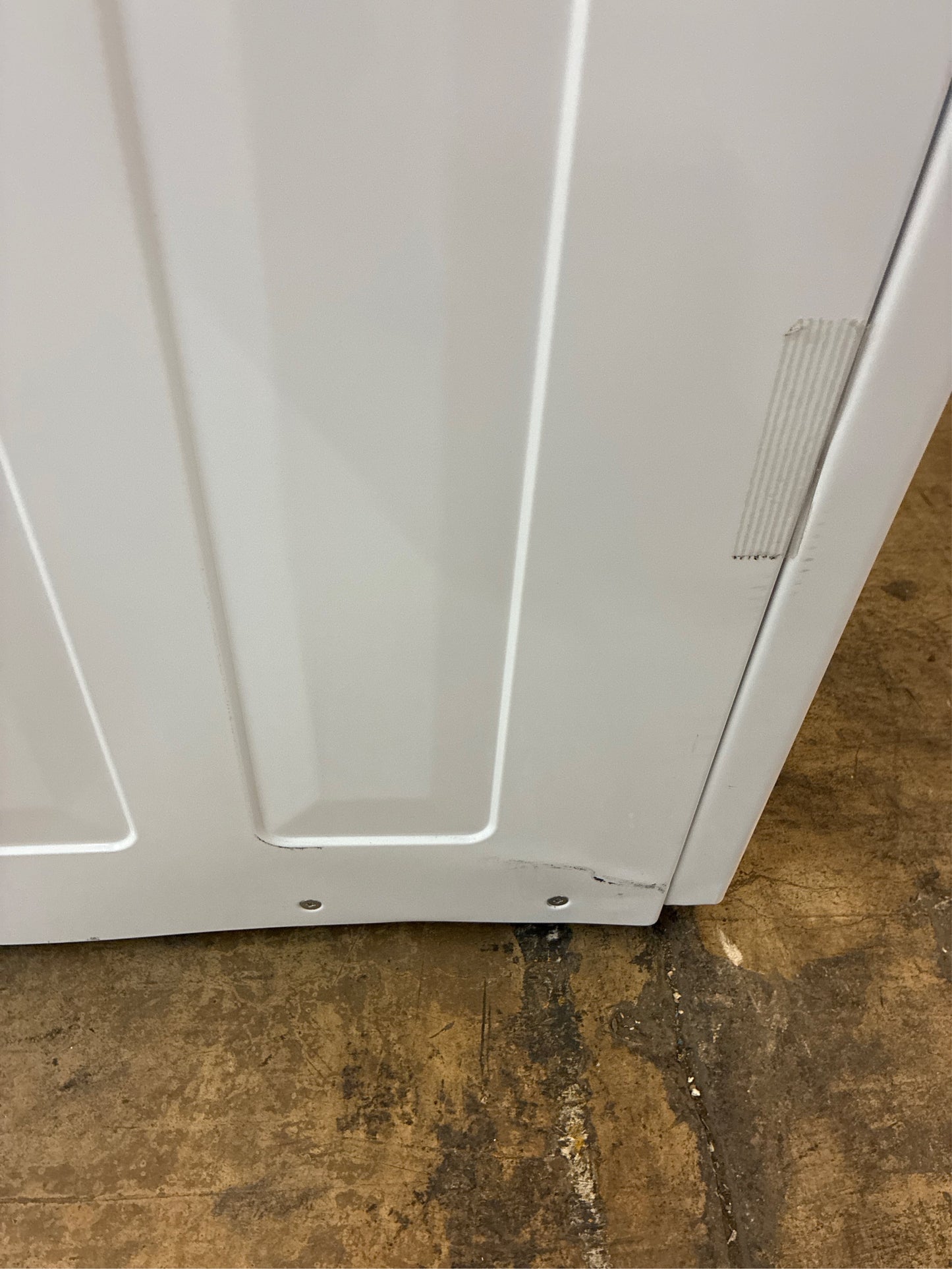 Frigidaire 3.9-cu ft Washer/5.5-cu ft Dryer