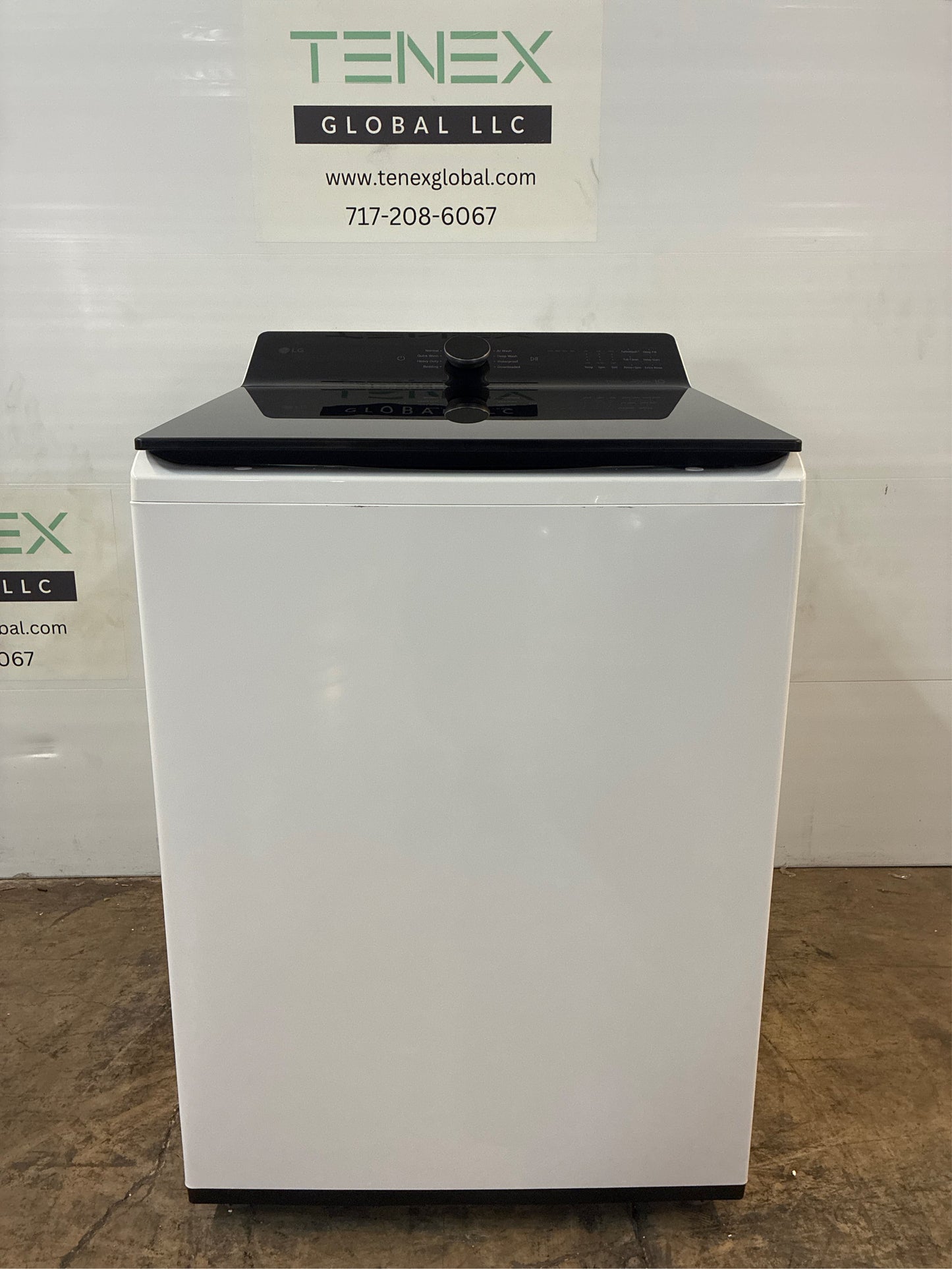 LG 5.5 cu. ft. SMART Top Load Washer - White