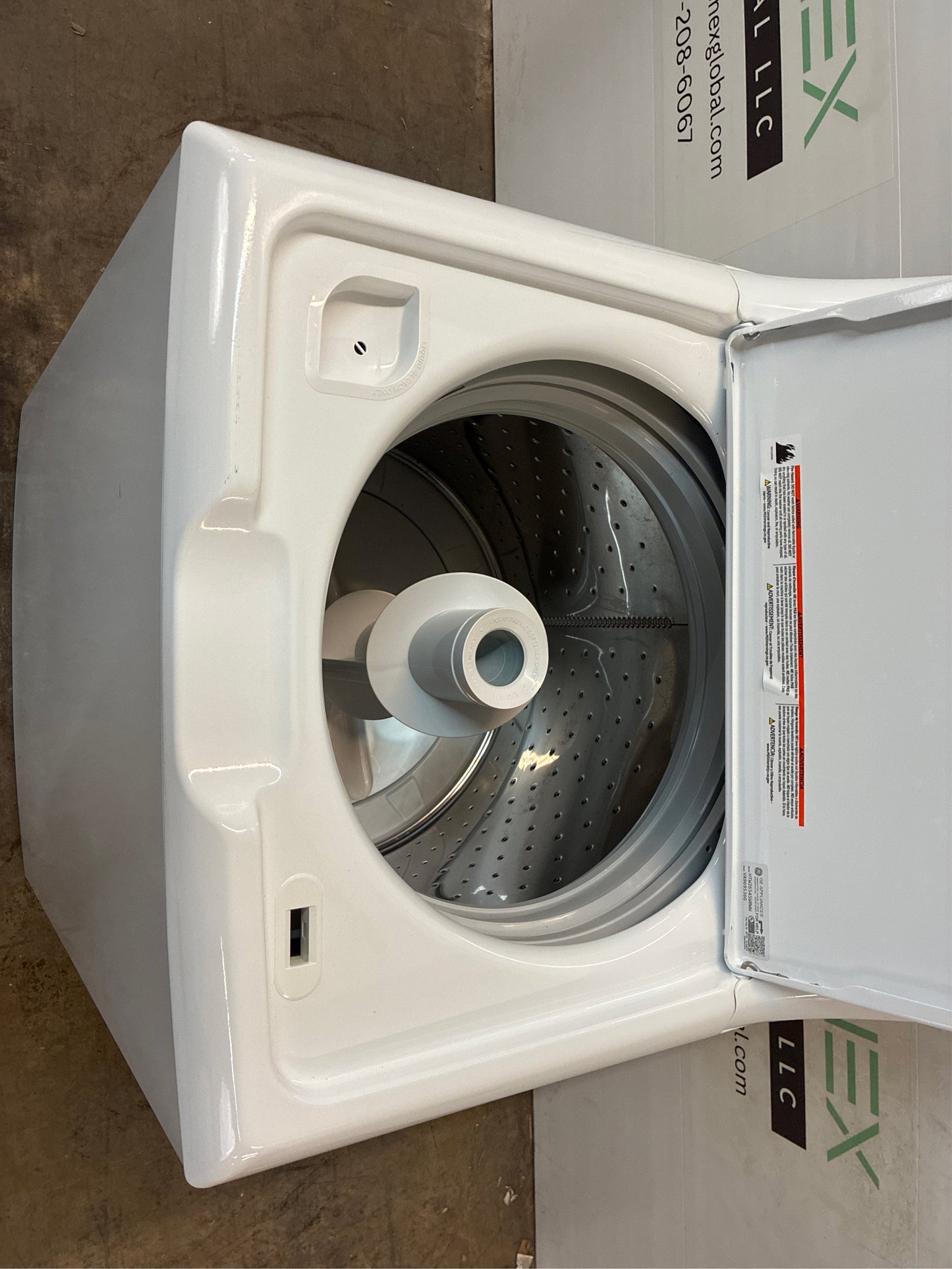 Hotpoint 4.0 cu.ft. Top Load Washer White