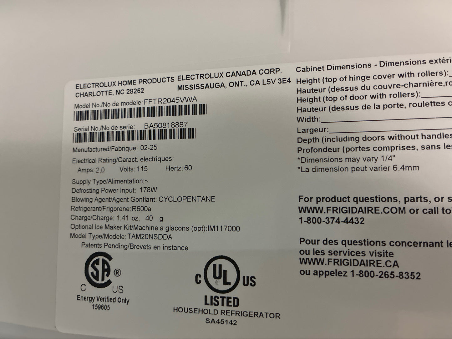 Frigidaire 29.6 in. 20 cu. ft. Top Freezer Fridge