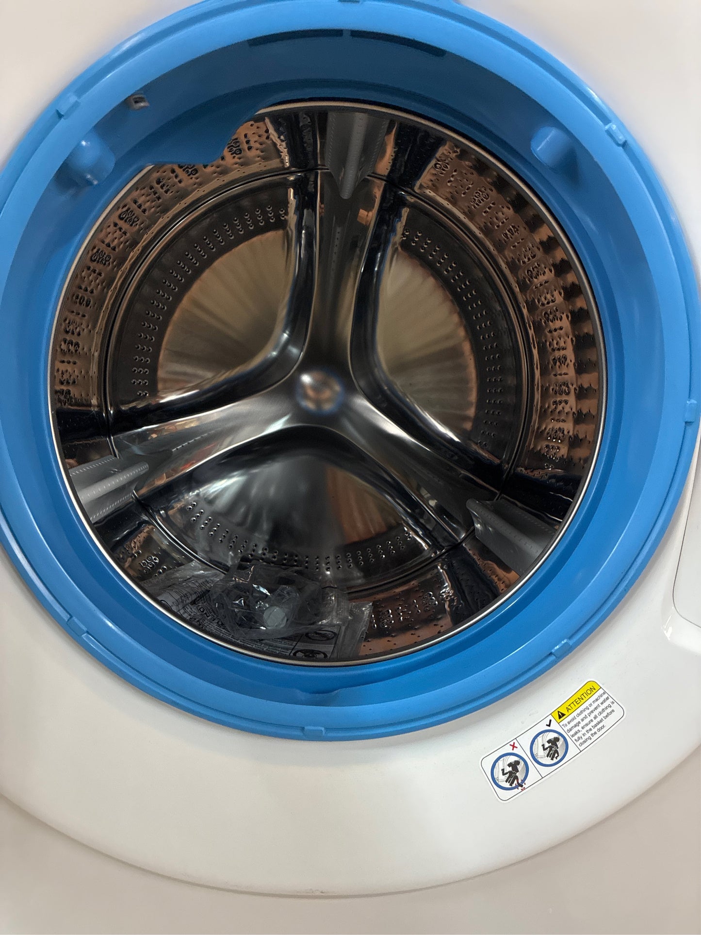 GE 4.8 cu. ft. Front Load Washer, OdorBlock
